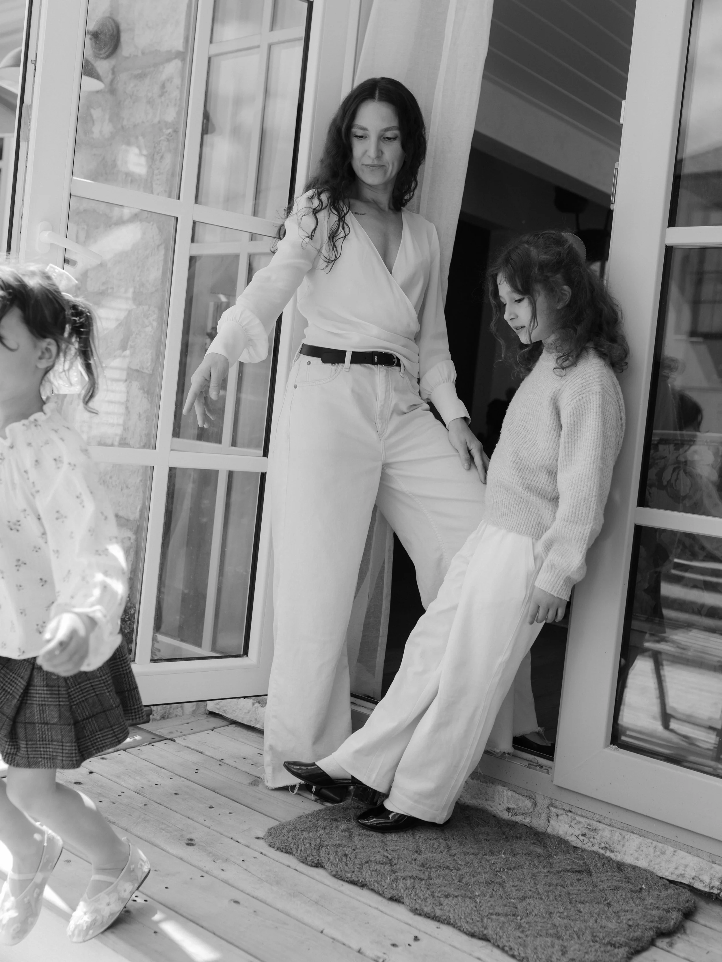Cottage summer series, Inga &amp; her girls. A mix of digital and film 🎞️