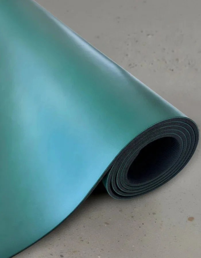 deluxe-yoga-mat-block-pack-lotus-forest-5-mm-yoga-mat-pack-yogi-peace-club-2209825_c6b8e63d-b494-498e-9234-4def96b31864.jpg