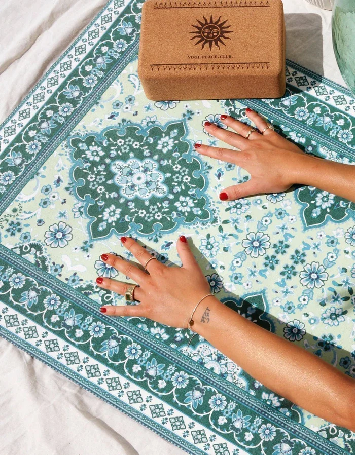 4-mm-mint-tea-yoga-mat-strap-yoga-mat-yogi-peace-club-552389_12152aa9-2db2-403b-bb8e-2e9993fc7ab3.webp