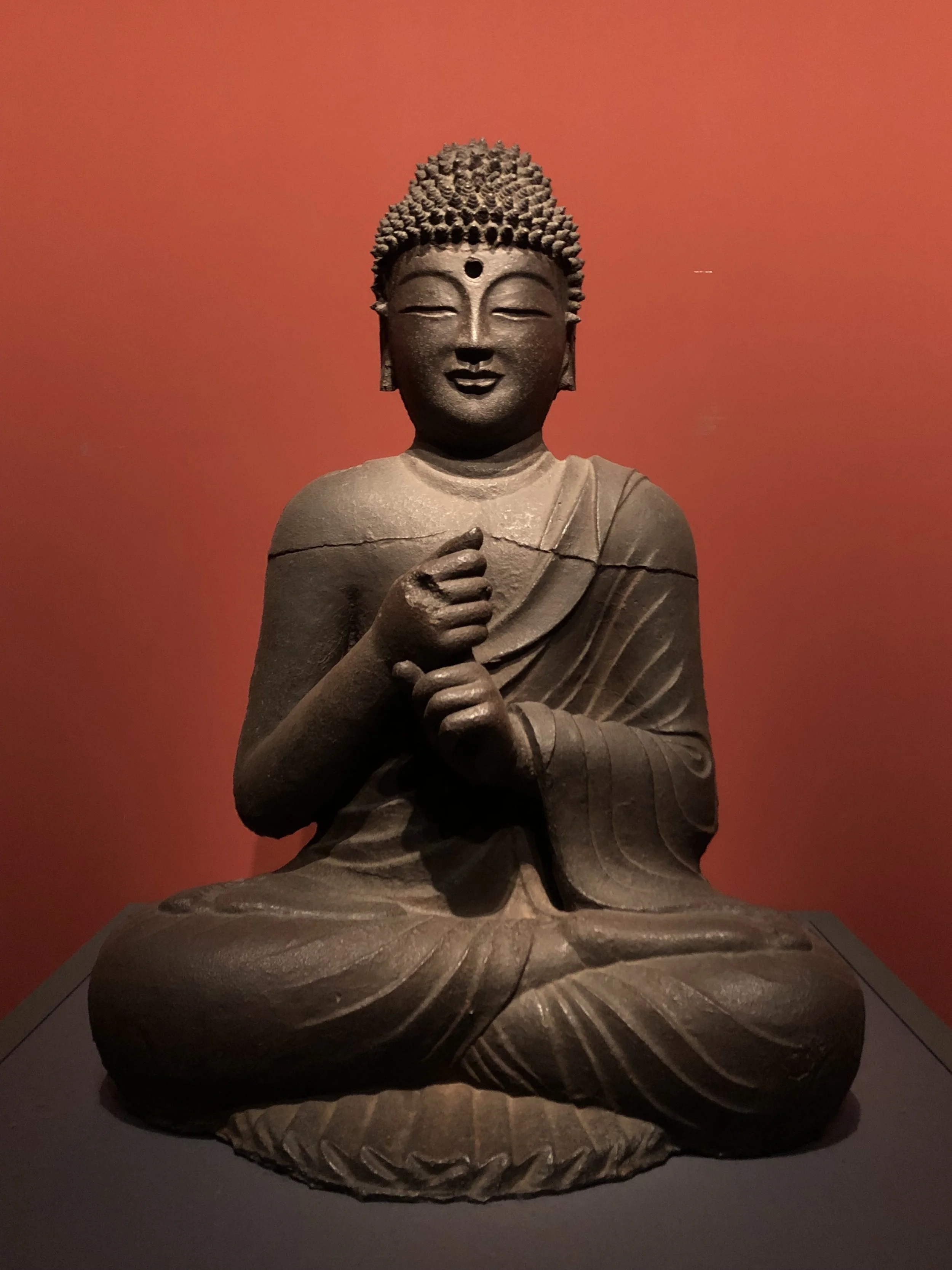 Bronze statue of the Buddha