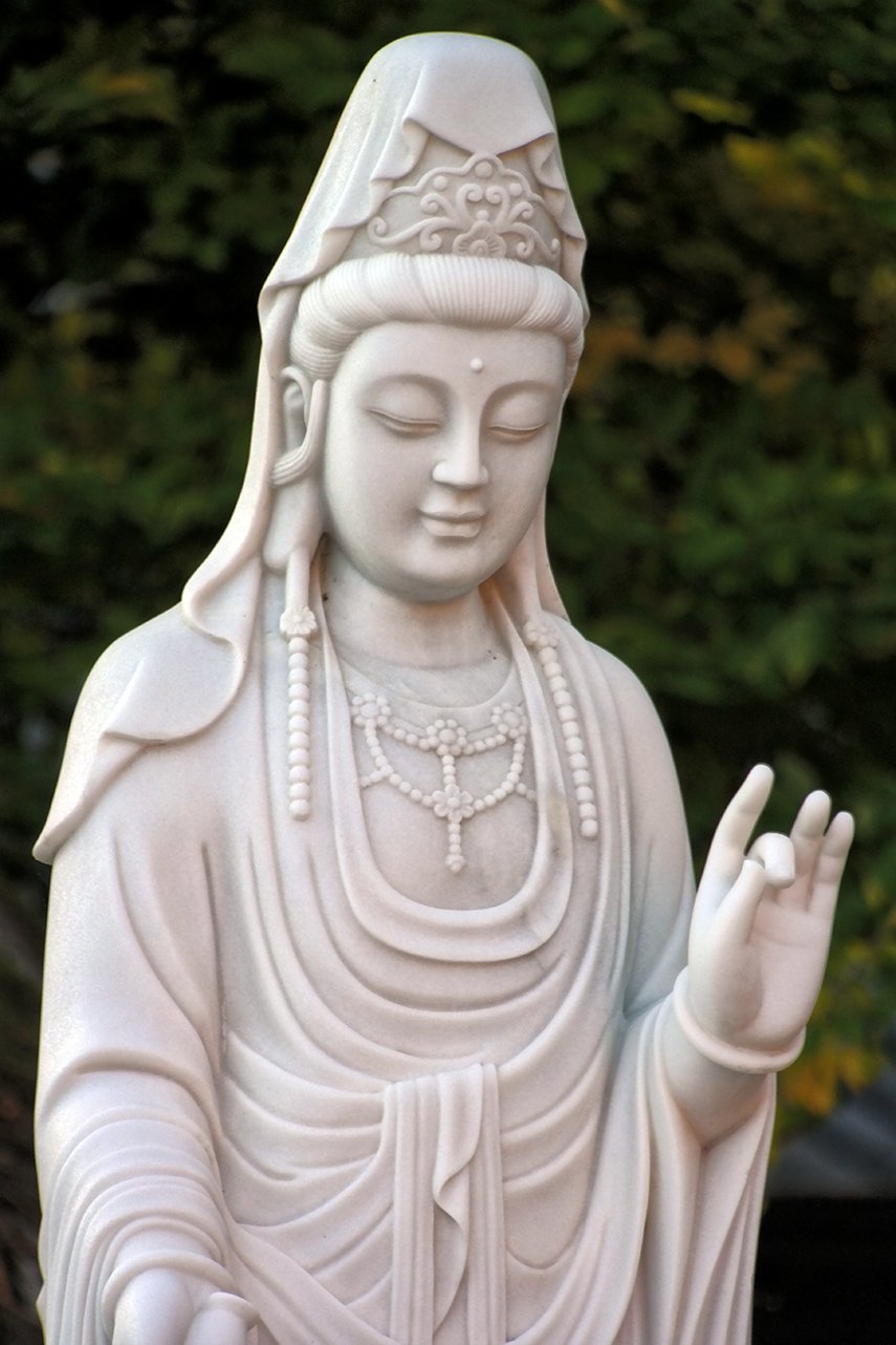 White Buddhist statue
