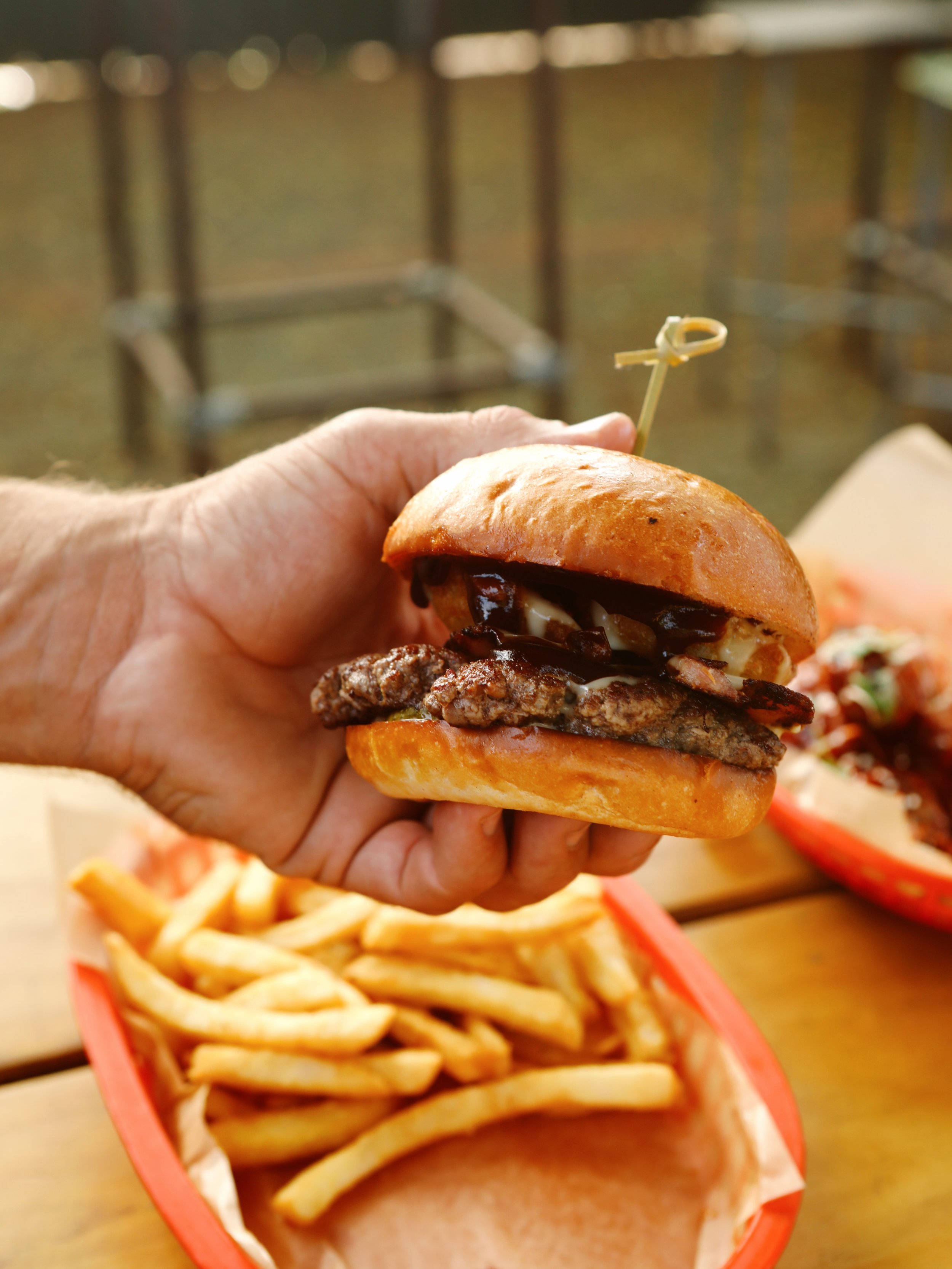 Suns out buns out 🍔 live music from 3pm with @g_lo_dj and the WAHS game screening at 8:30pm. Plenty of tables outside, see you here. Open til late.