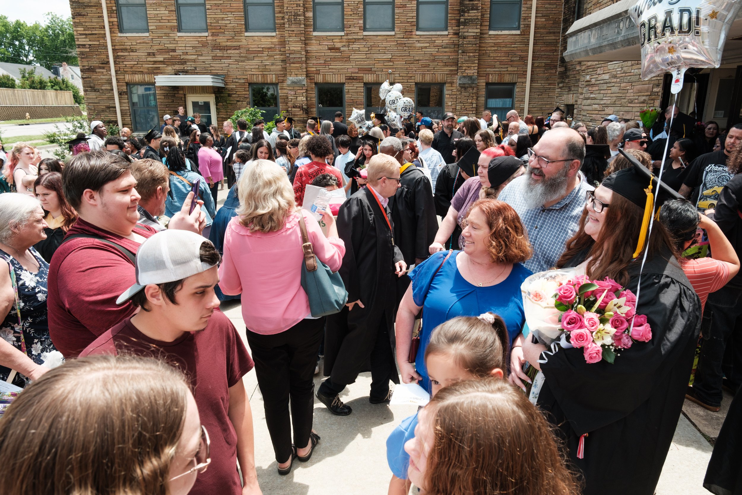 2026_5-22_tps_graduation_streetschool_jk-40_55297921129_o.jpg
