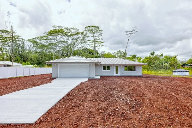 HOT &amp; FRESH ON THE MARKET ✨‼️

✨ Bright New Construction on 1 Acre

&bull; 🛏 3 Bedrooms | 🛁 2 Bathrooms
&bull; 📐 1,506 sq ft interior living
&bull; 🚗 + 754 sq ft garage &amp; back lanai
&bull; 🏡 2,260 sq ft under roof

&bull; 🤍 Open-concept