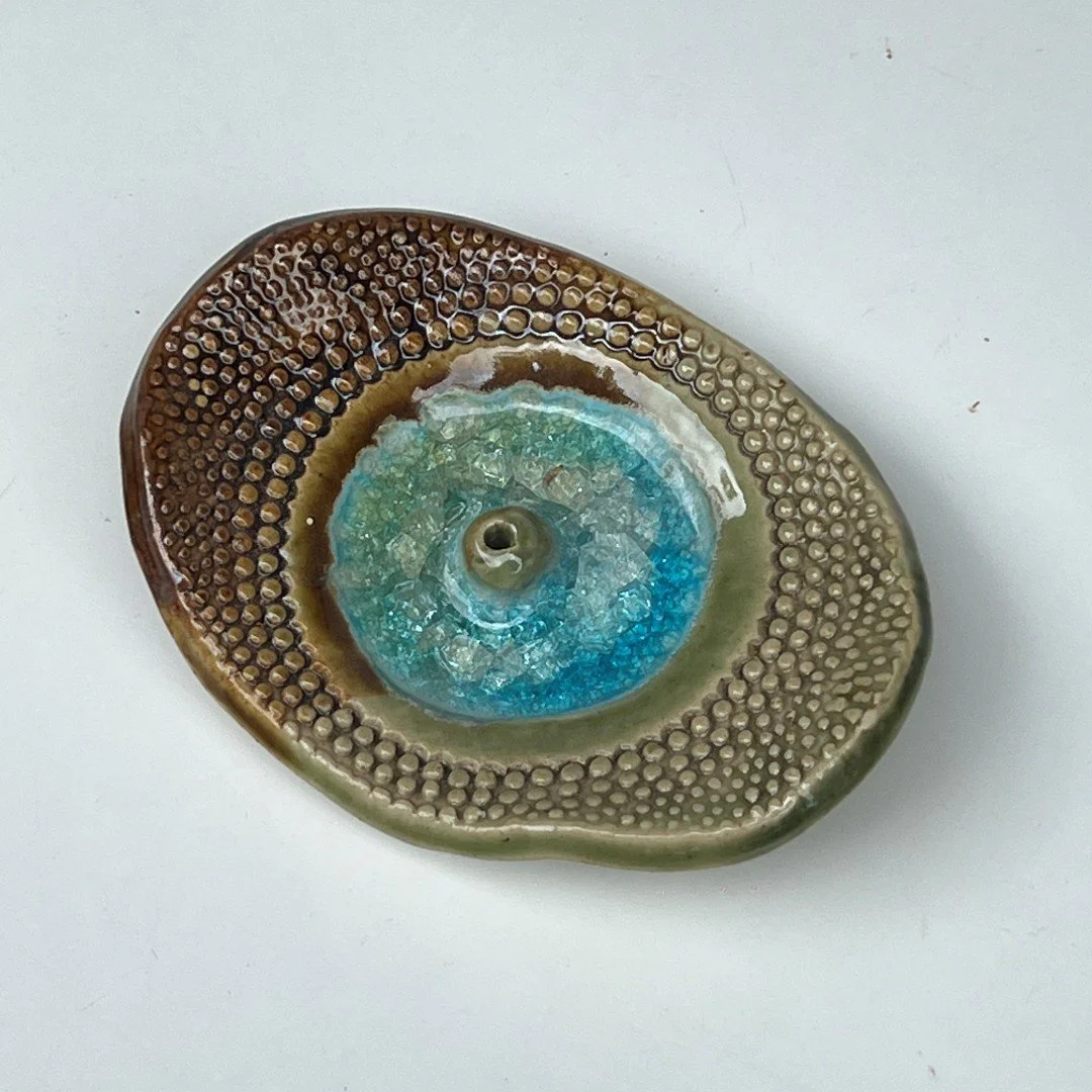 inc. holder with crackles (2).JPEG