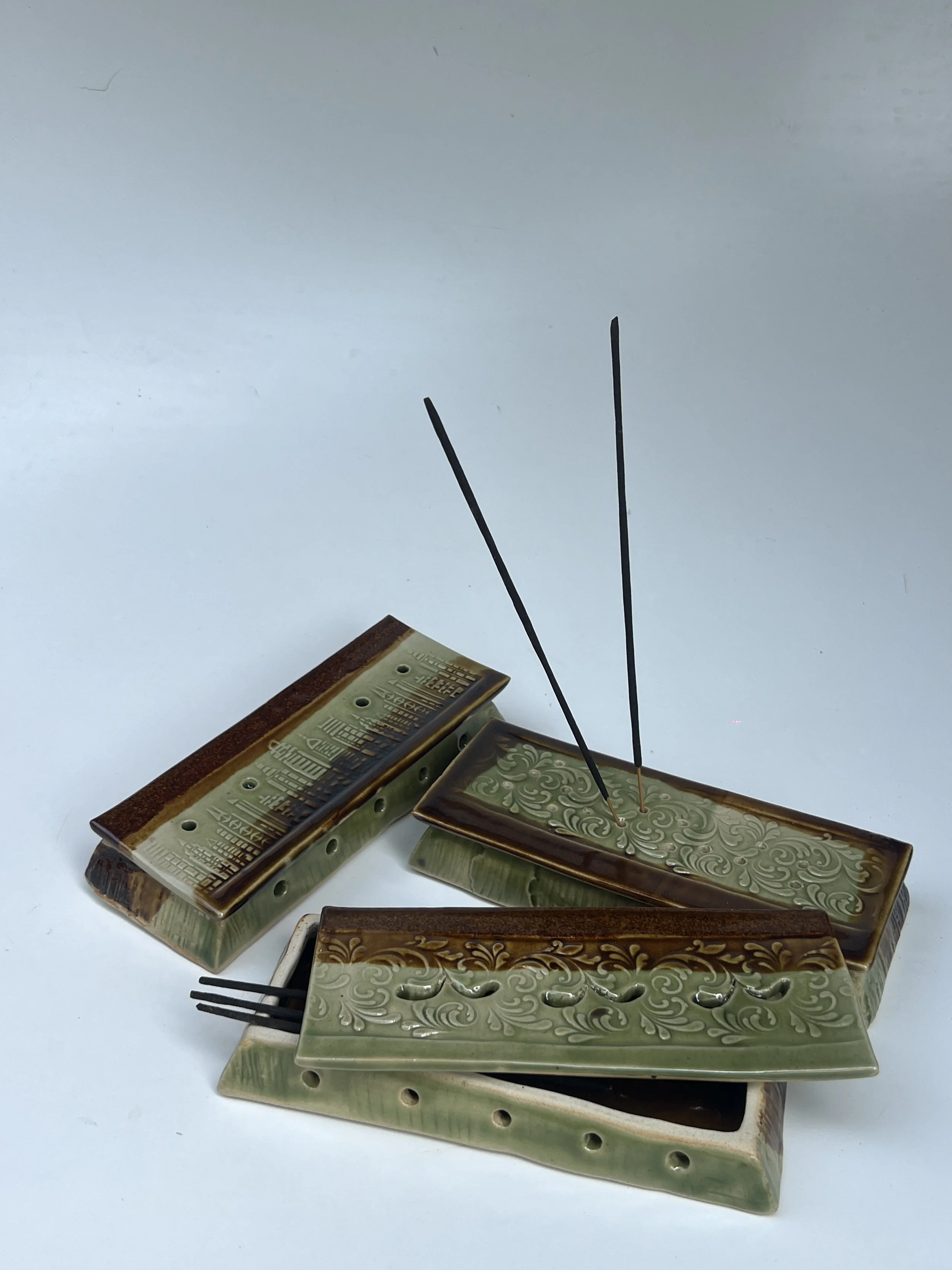 Inc. holder flat (1).JPG