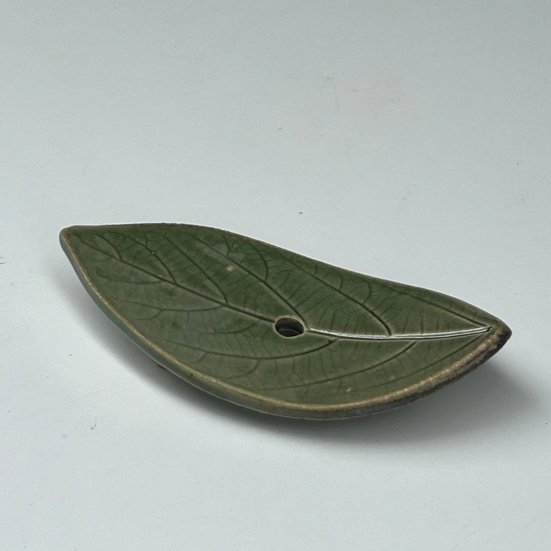 soapdish leaf (2).JPEG