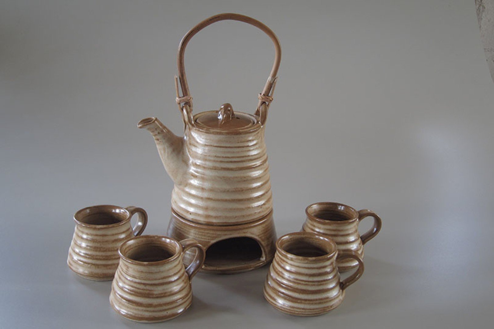 Tea set with stove and 4 cups