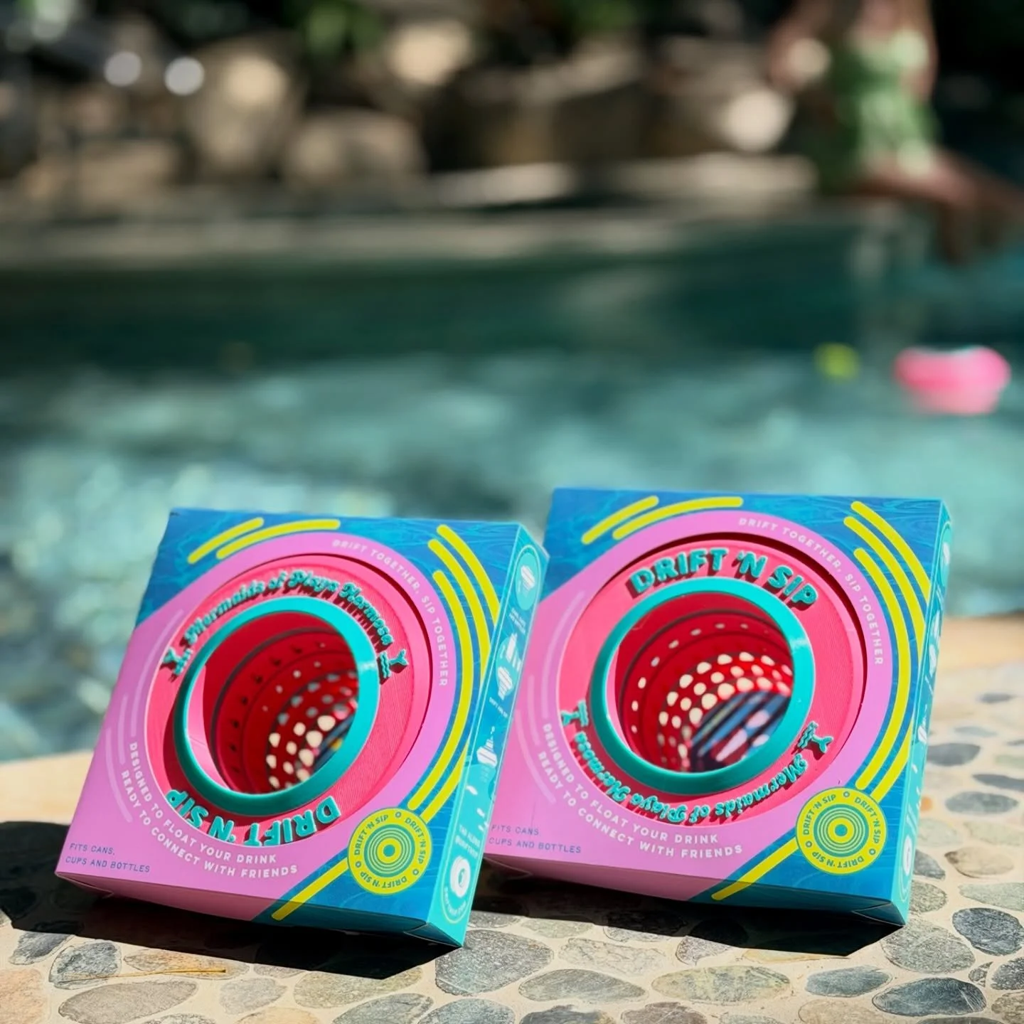 pura vida poolside🌴🤙🏼
custom Drift &rsquo;N Sip floats made for a Costa Rica bachelorette 🧜🏼&zwj;♀️

drift together, sip together, celebrate together
