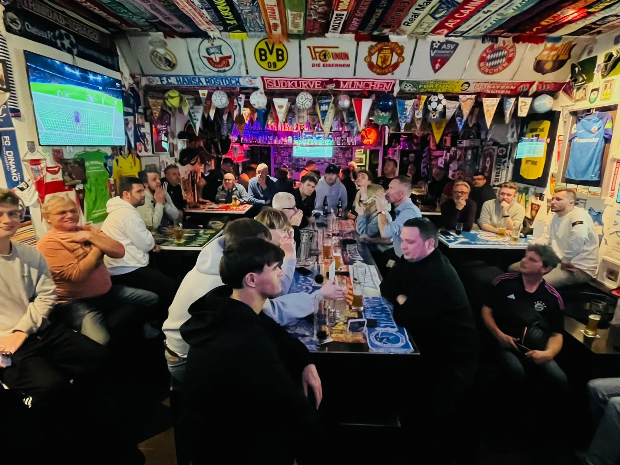 Einzelspiele und Konferenzen