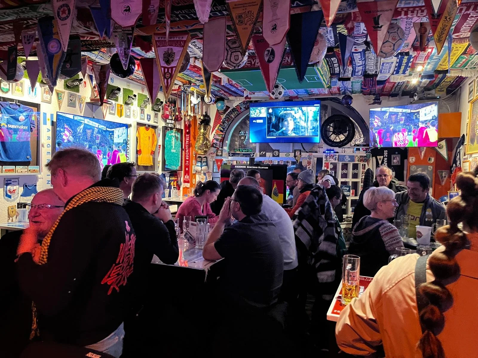 Hansa, BVB, Bayern, Schalke uvm…