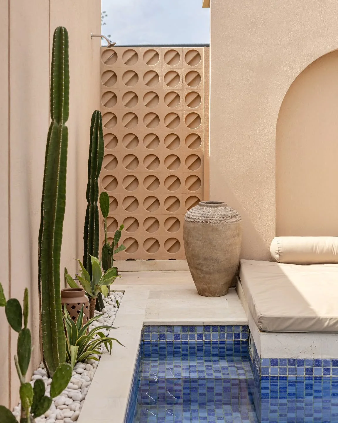 Your own little sun-soaked nook, wrapped in those slow, golden holiday feels.

#PasirBingin #BinginBali #BaliVillas #BinginBeach #UluwatuVillas #BaliStay #BaliEscape #BaliGetaway