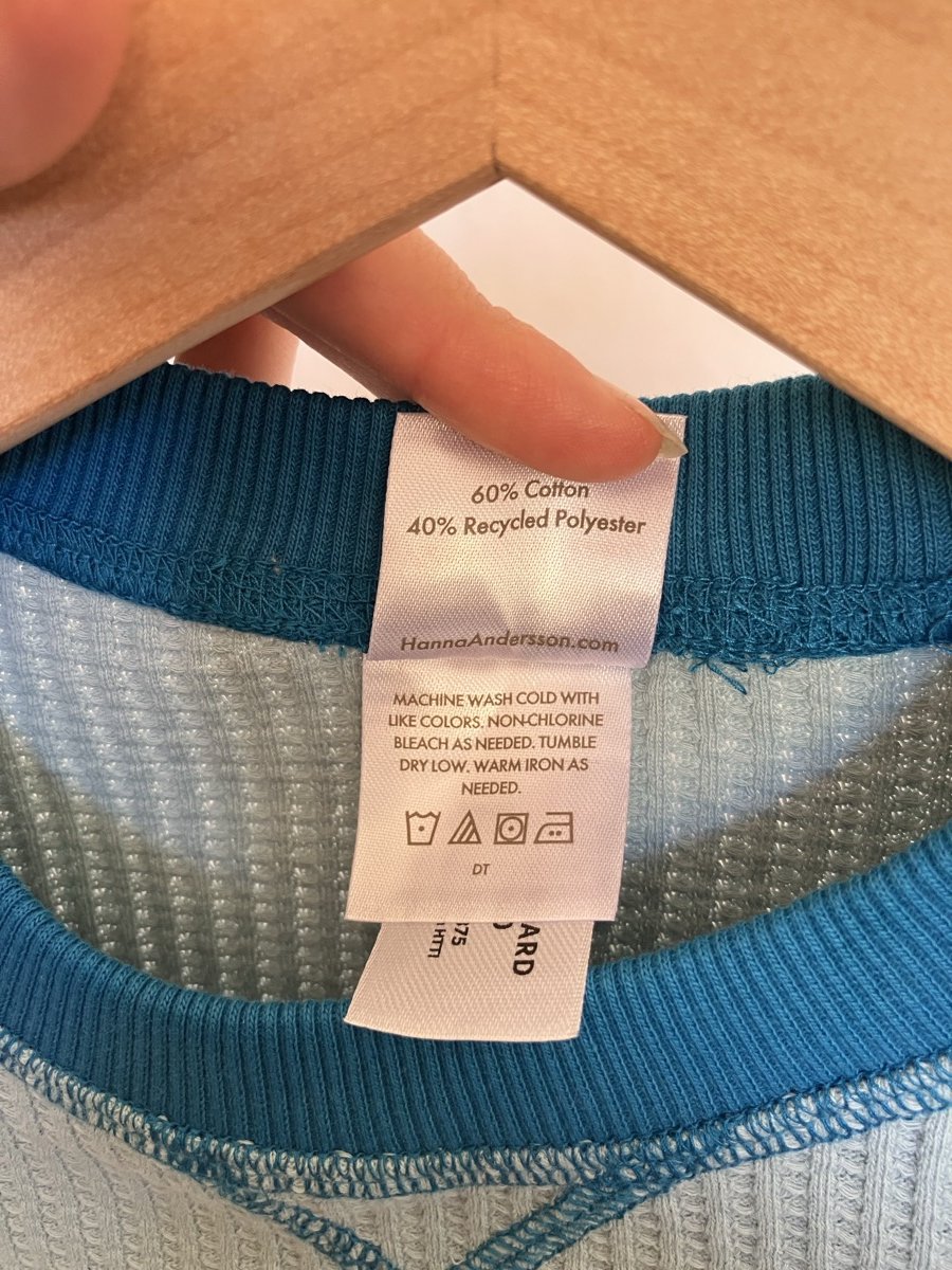 long%20sleeve%20blue%20sweater%20hanna%20andersson%20fabric%20tag.jpg