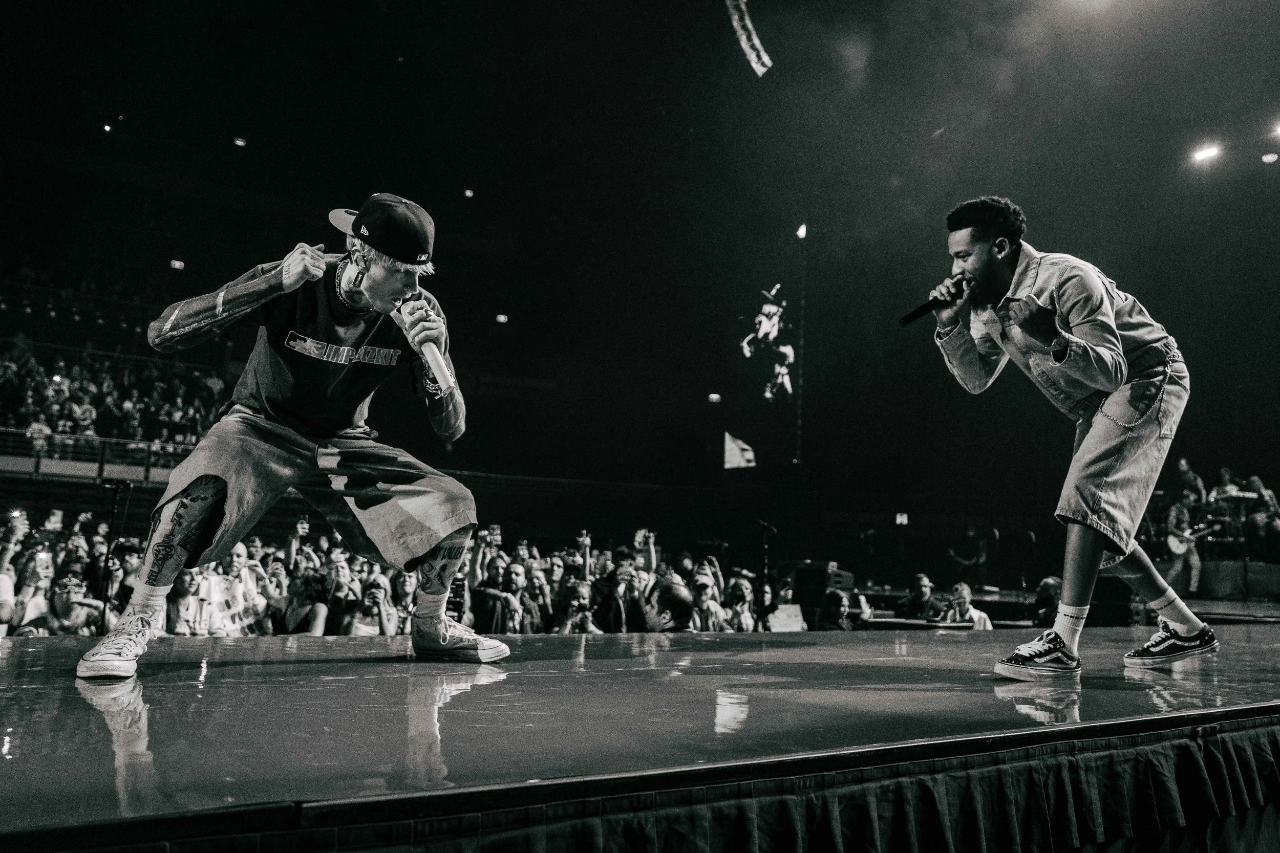 Photo 14.04.2026 - mgk @ Qudos Bank Arena - Web Res - @jlxvisuals-2.jpg