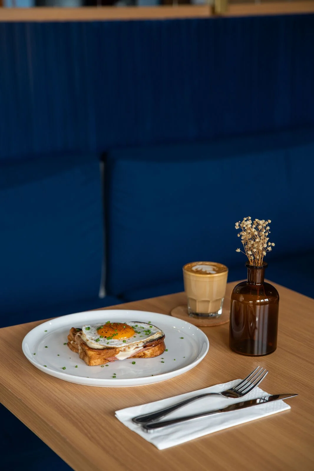 Breakfast with Coffee at Studio Egg cafe in Peliatan Ubud Bali — relaxed minimal brunch space