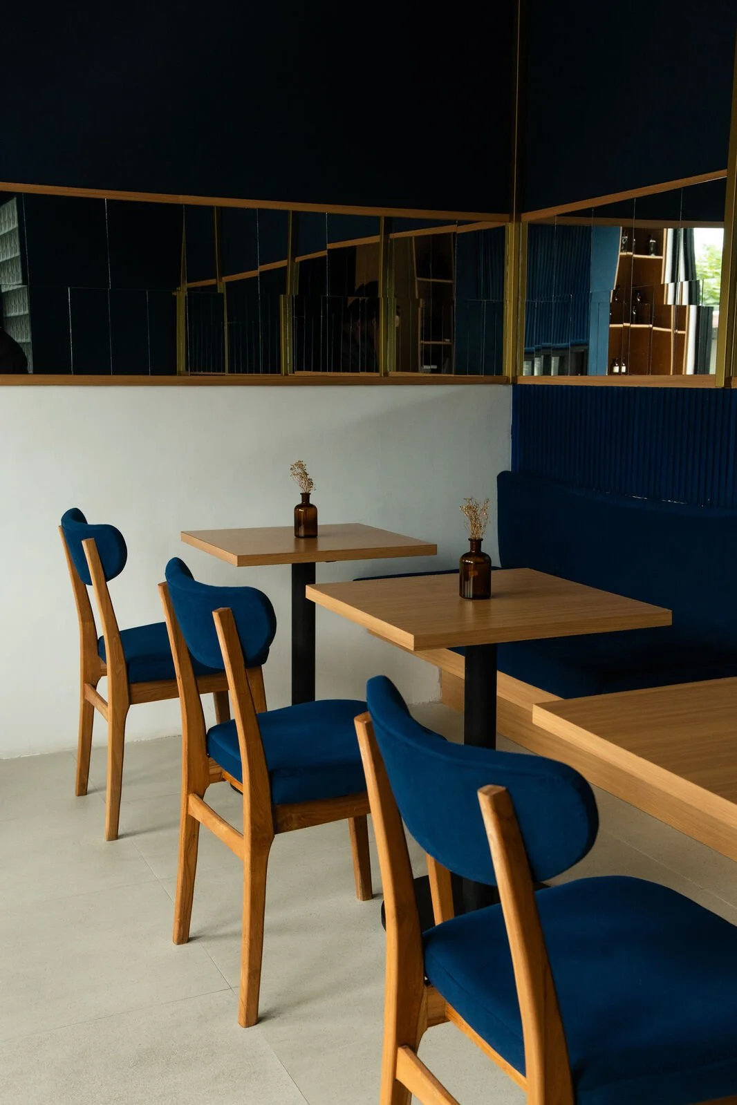 Comfortable seating space at Studio Egg cafe in Peliatan Ubud Bali — relaxed minimal brunch space