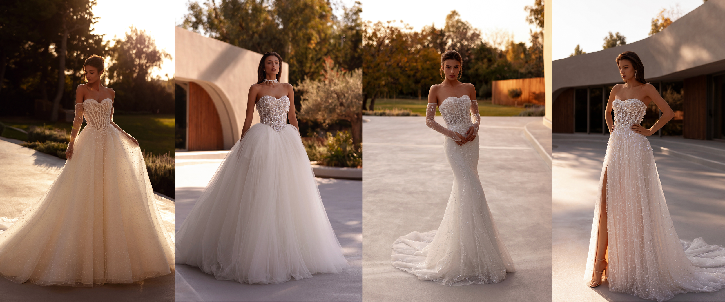 Quatre femmes portant des robes de mariée élégantes dans un cadre extérieur au coucher du soleil.