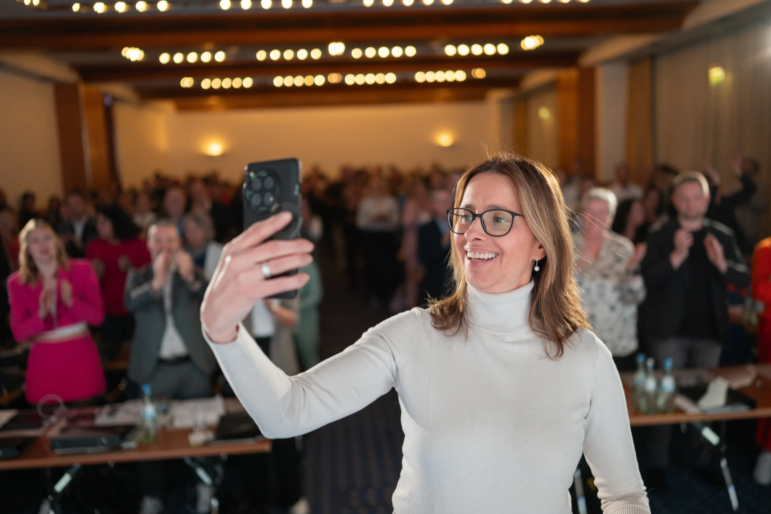 Iris Wagner begeistert ihr Publikum und erhält auch Standing Ovations