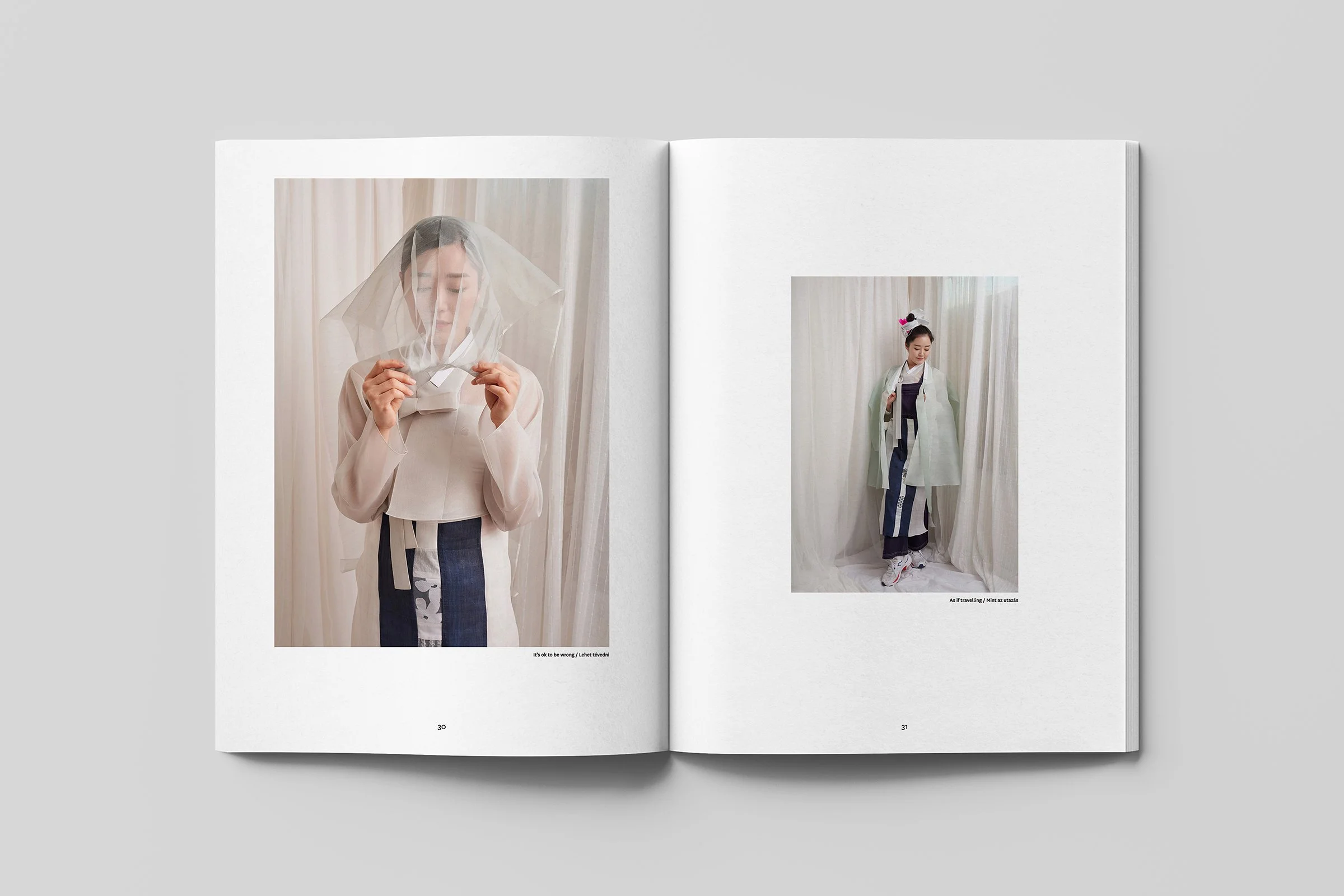 draw a line_exhi_book_4.jpg