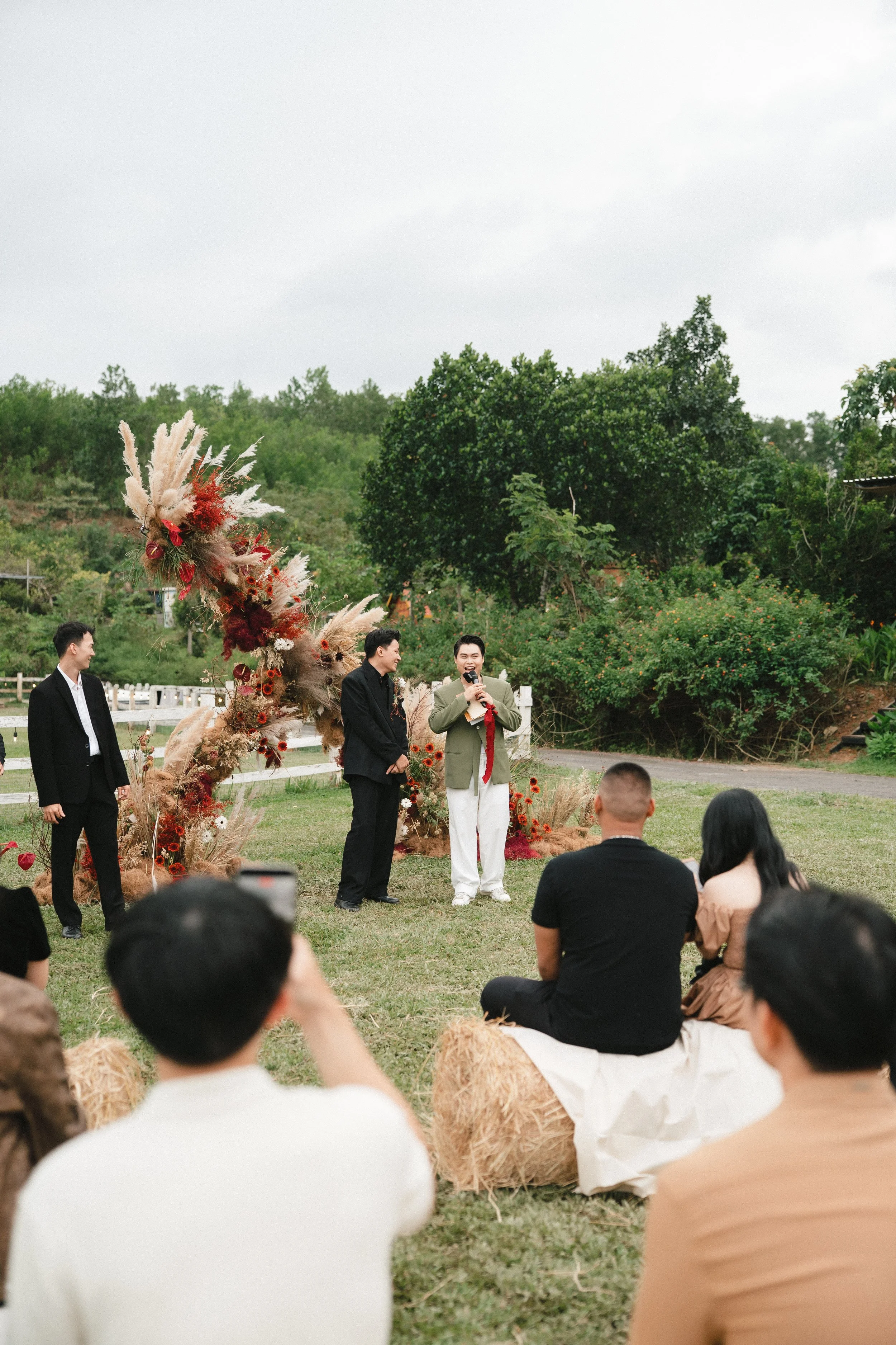 DES TRANG & HUNG 3944.JPG