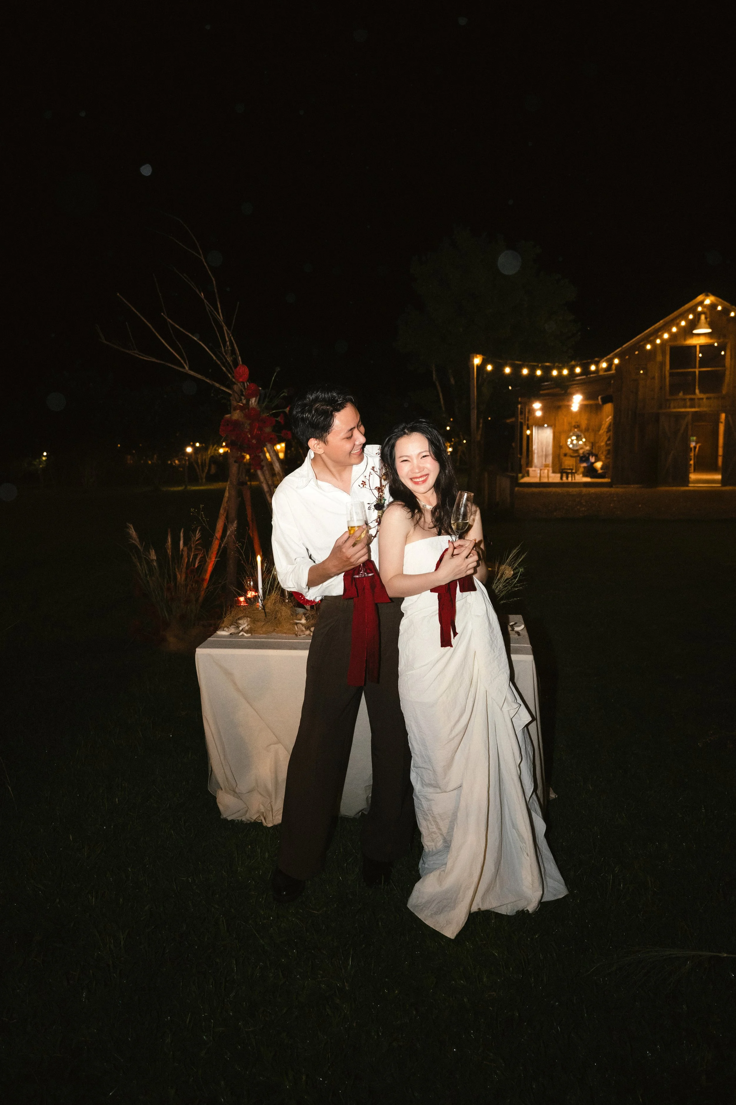 DES TRANG & HUNG 8209.jpg