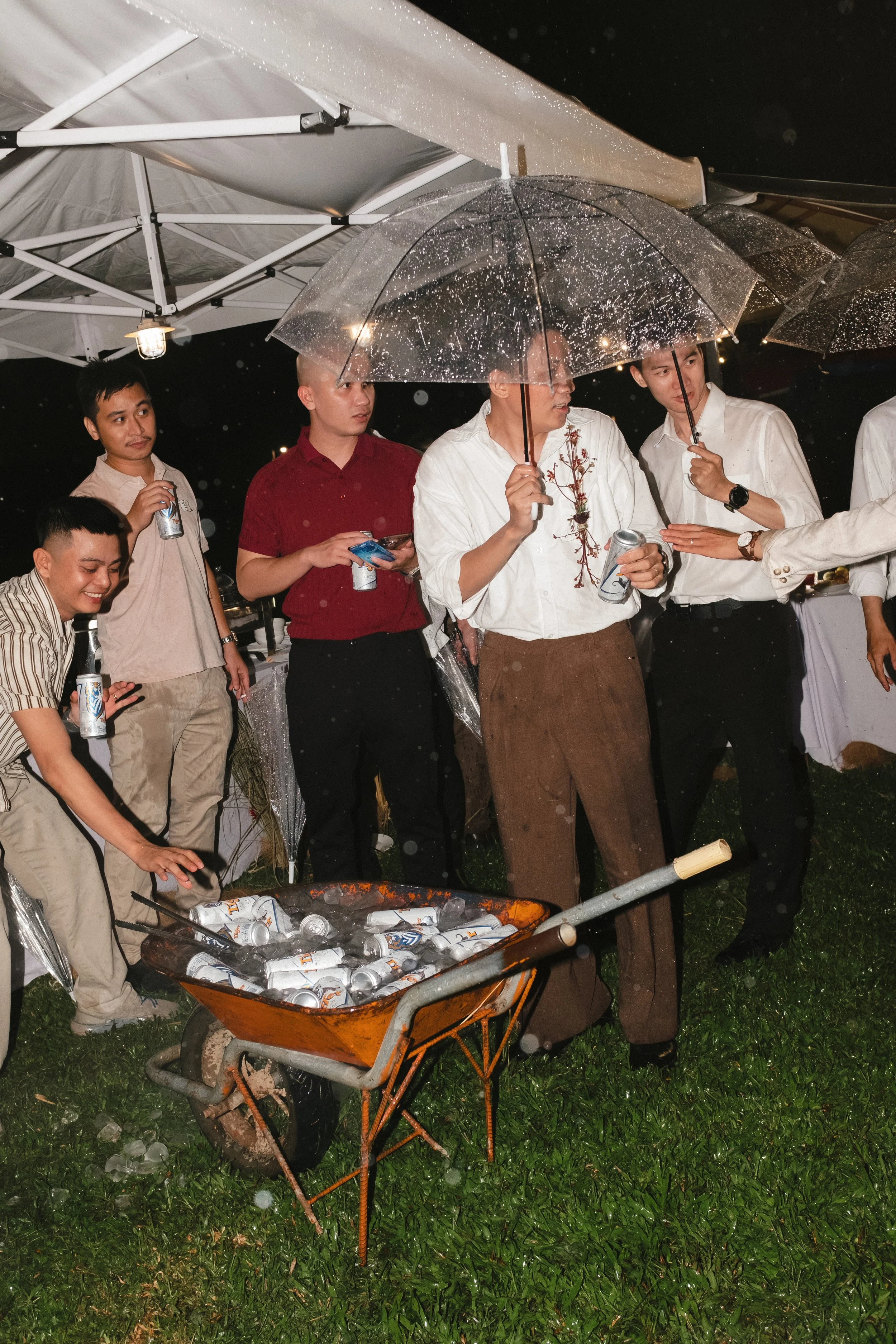 DES TRANG & HUNG 8371.jpg