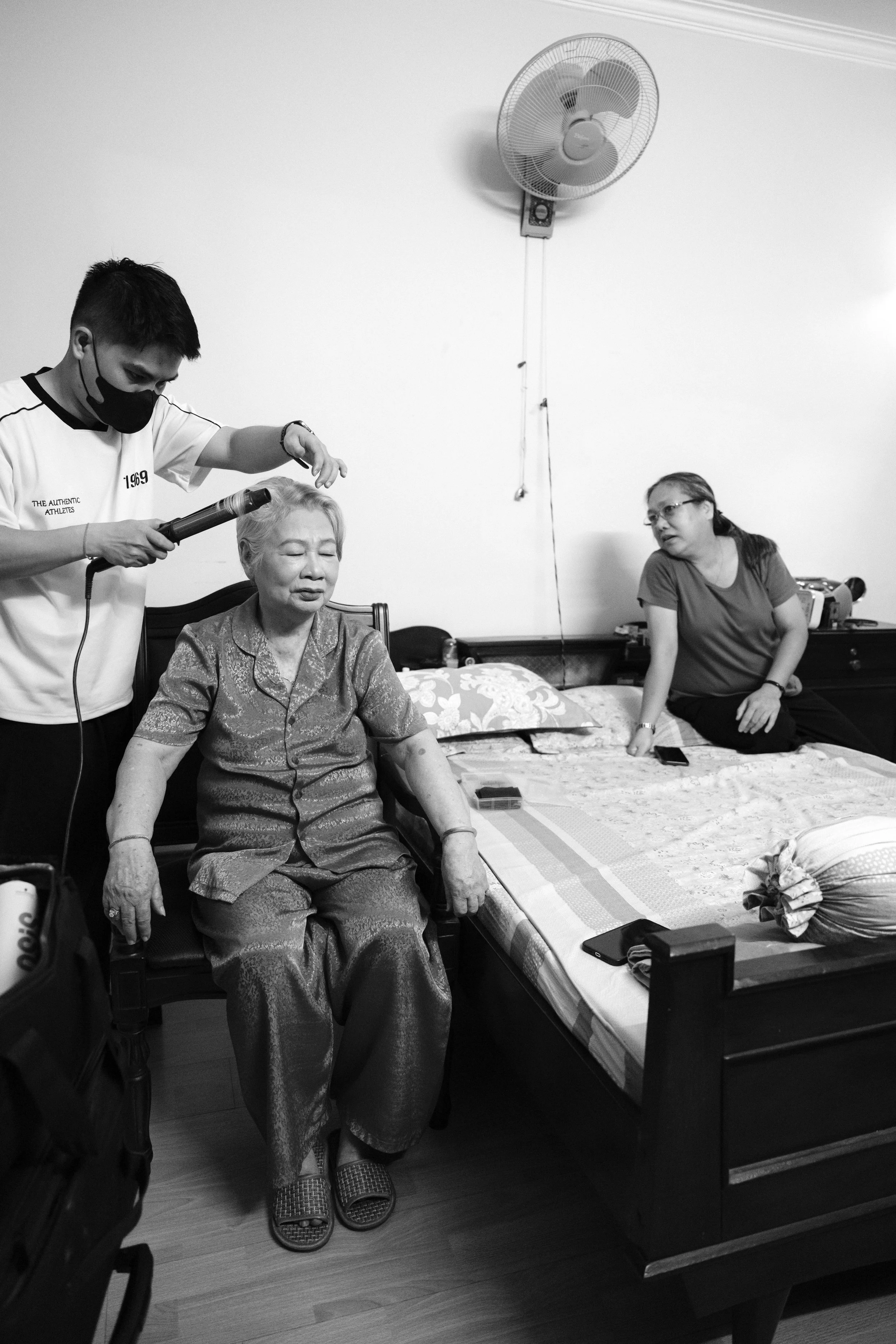 LUAN & HAN CER 225.JPG