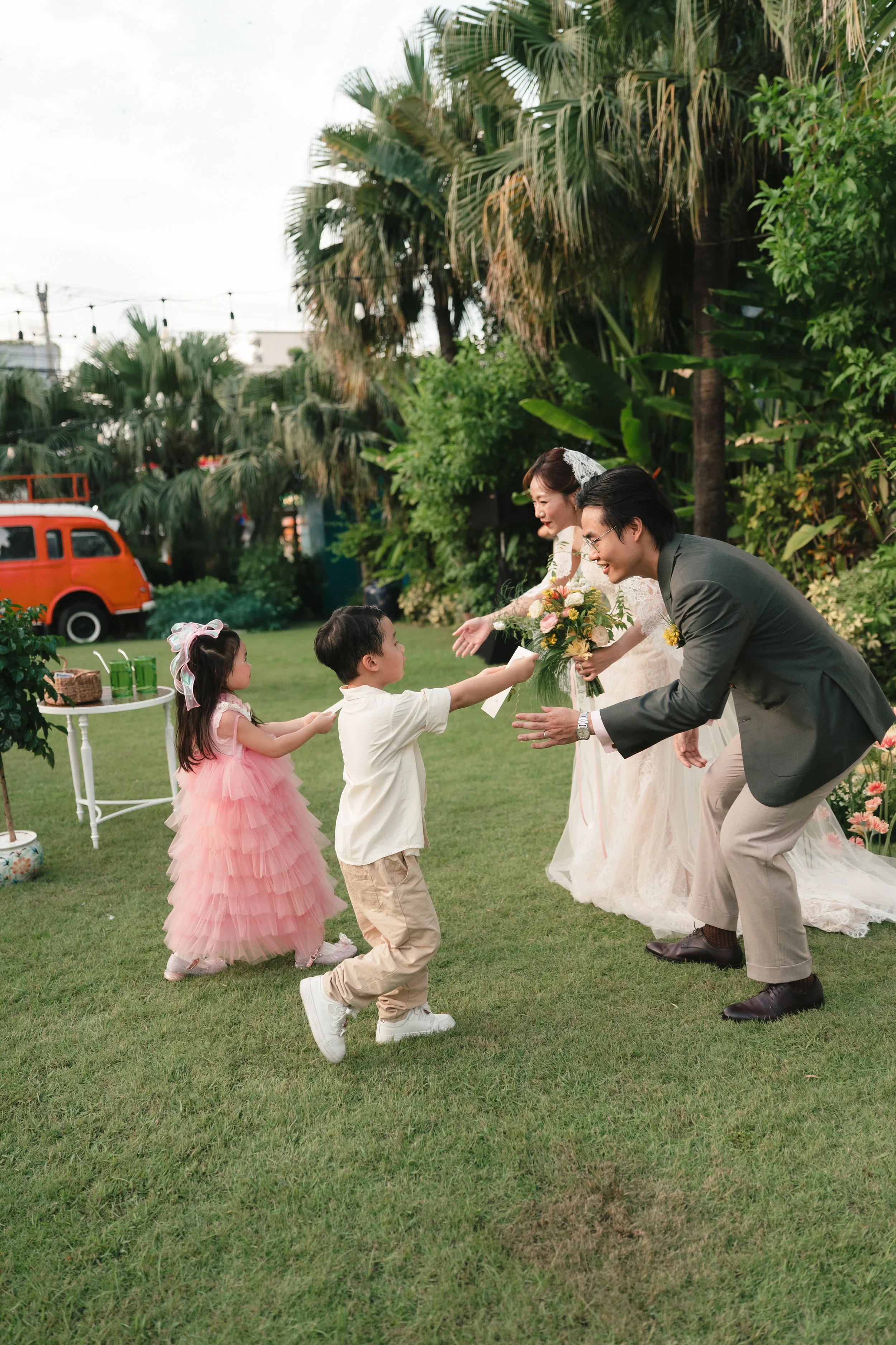 LUAN & HAN CER 9033.JPG