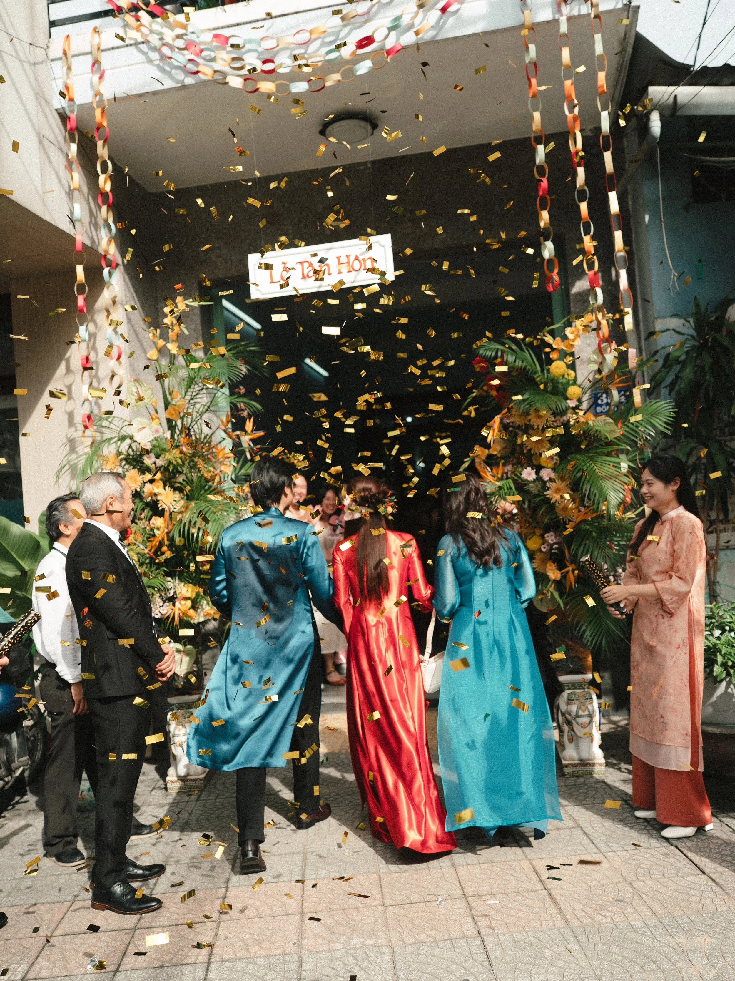 LUAN & HAN CER 2213.JPG