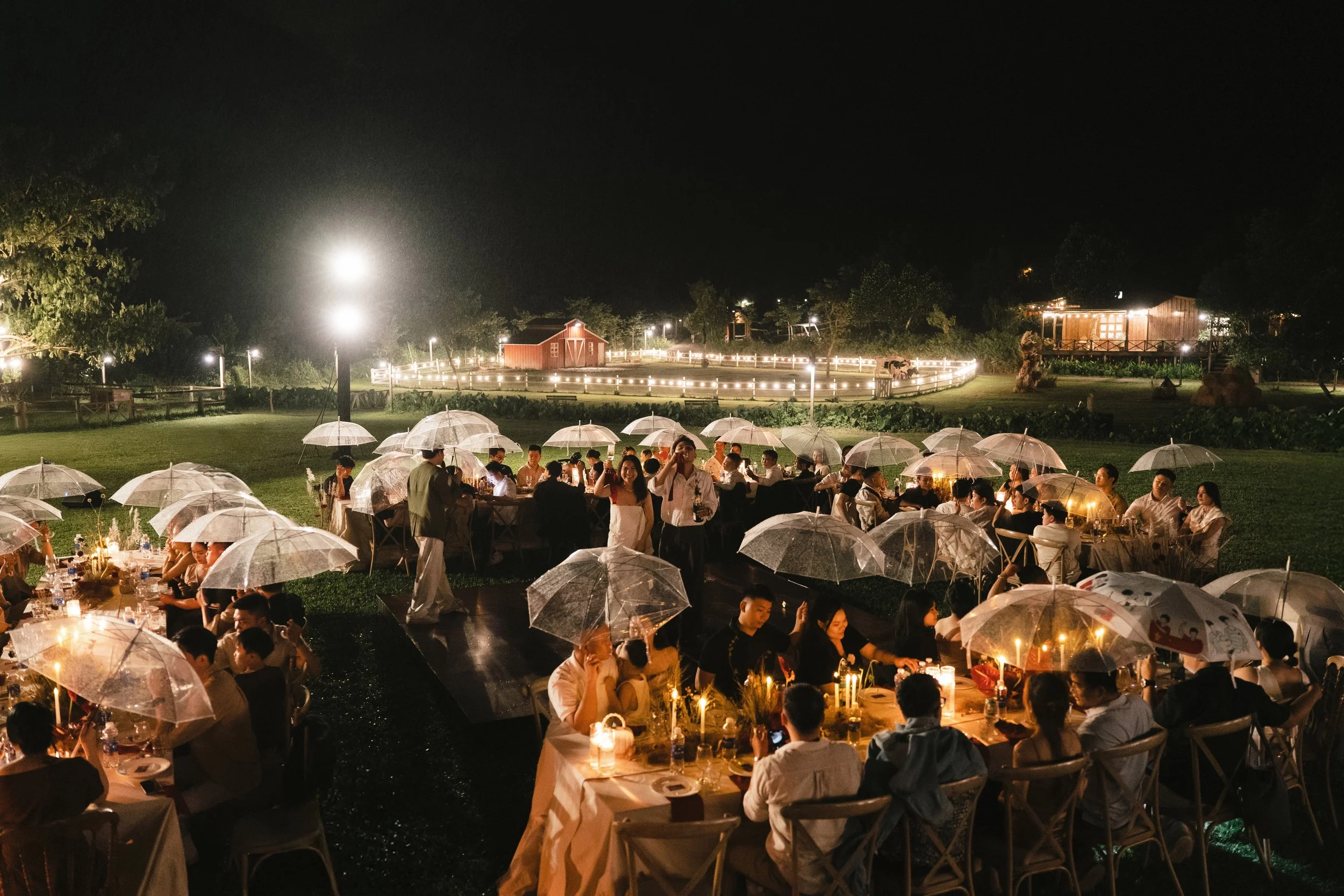 DES TRANG & HUNG 8128.jpg