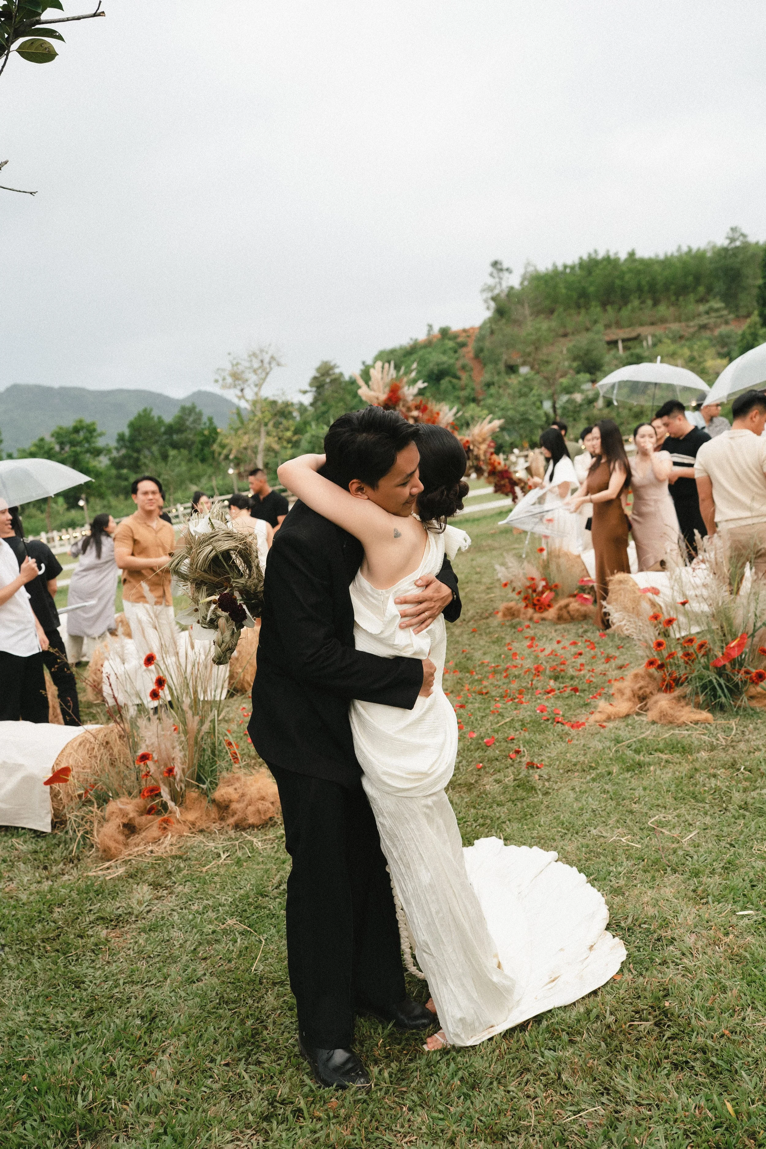 DES TRANG & HUNG 5664.jpg