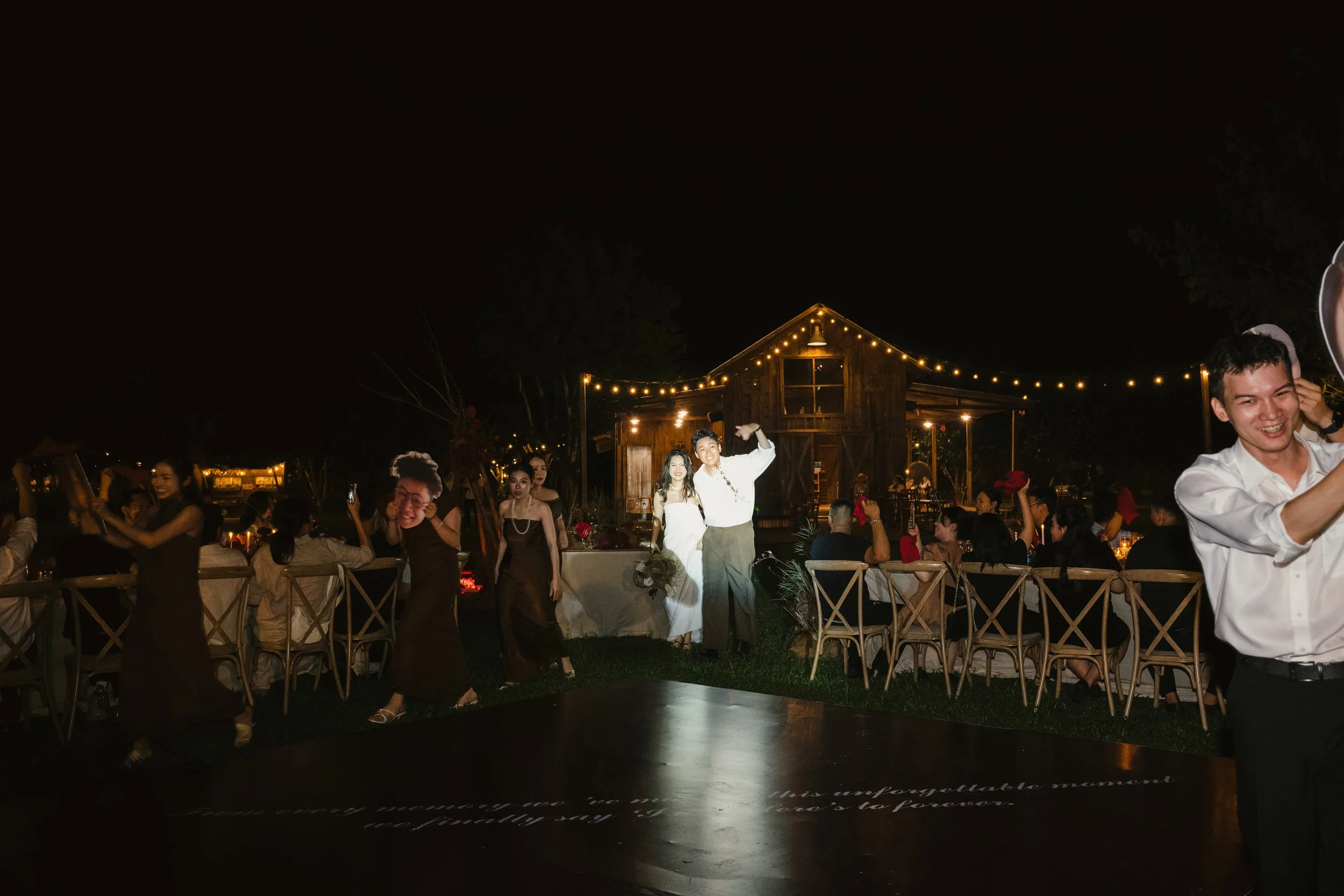 DES TRANG & HUNG 7416.jpg