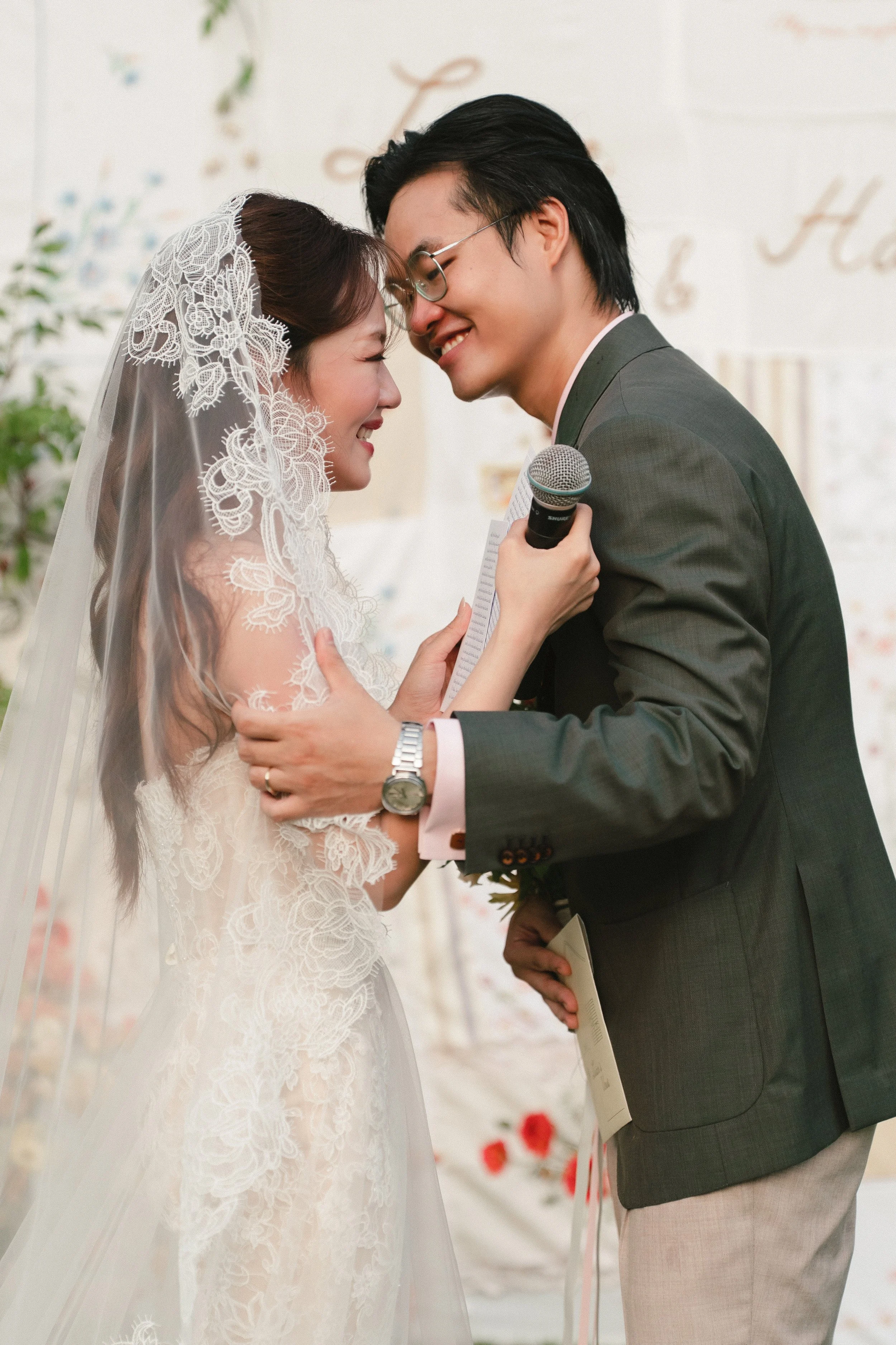 LUAN & HAN CER 9340.JPG