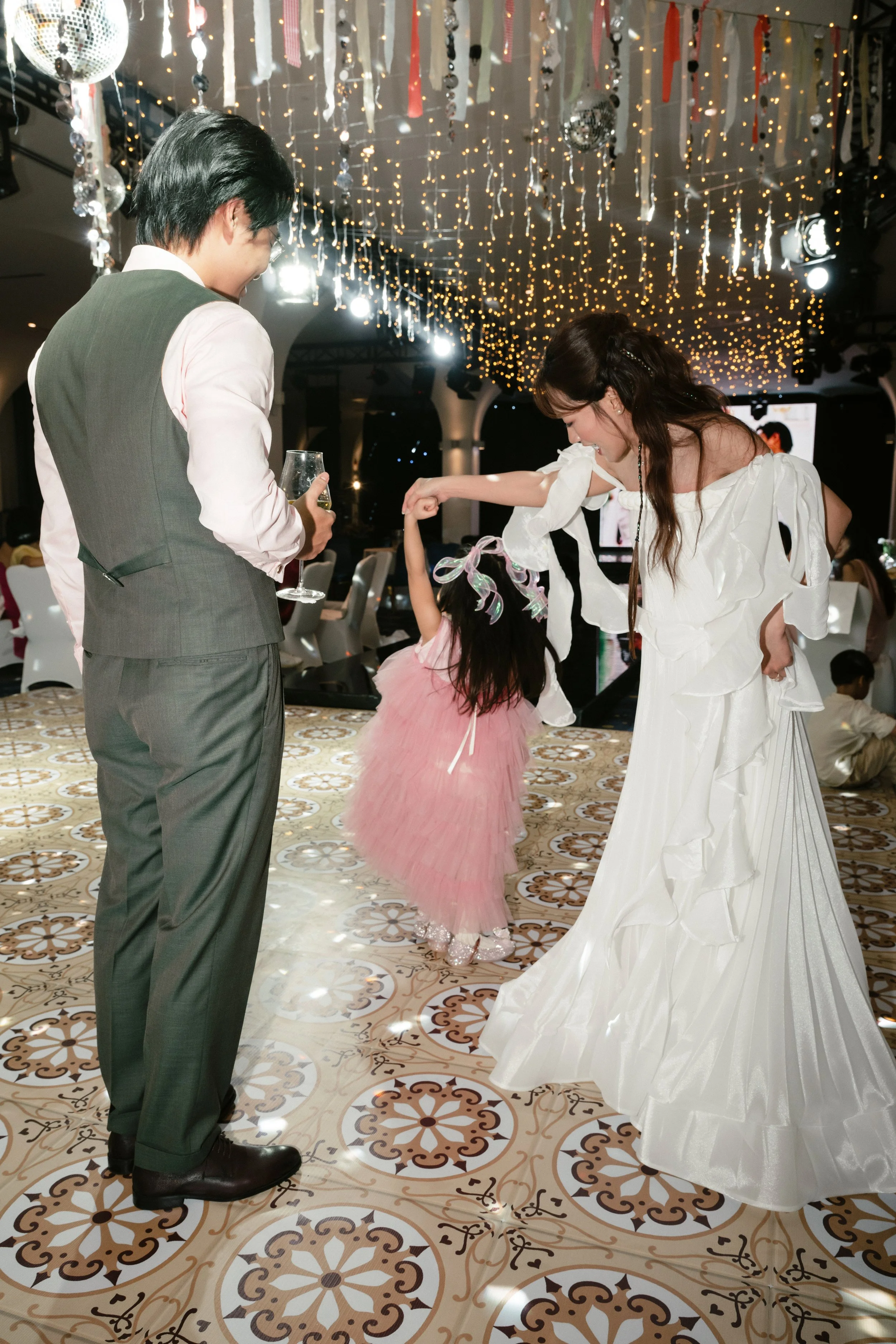 LUAN & HAN CER 15031.JPG