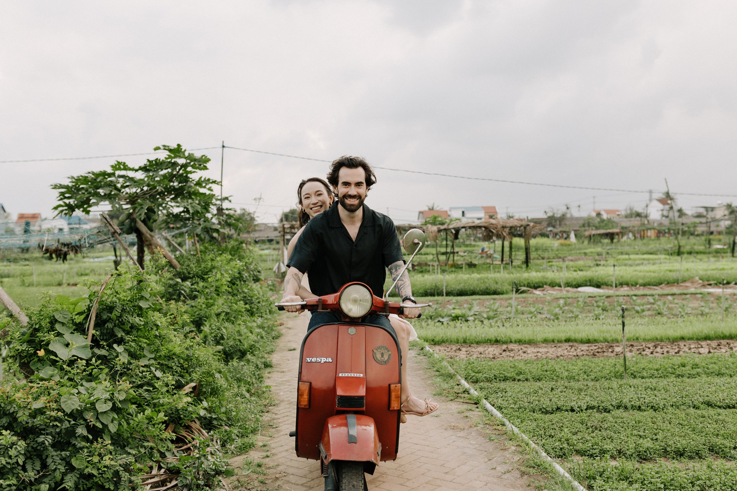 SPENCER & NICOLE 4230.JPG