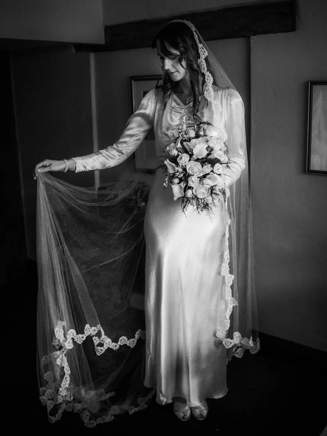 Katie, @bucklershard #newforestwedding #1930sstyle #weddingphotographyhampshire