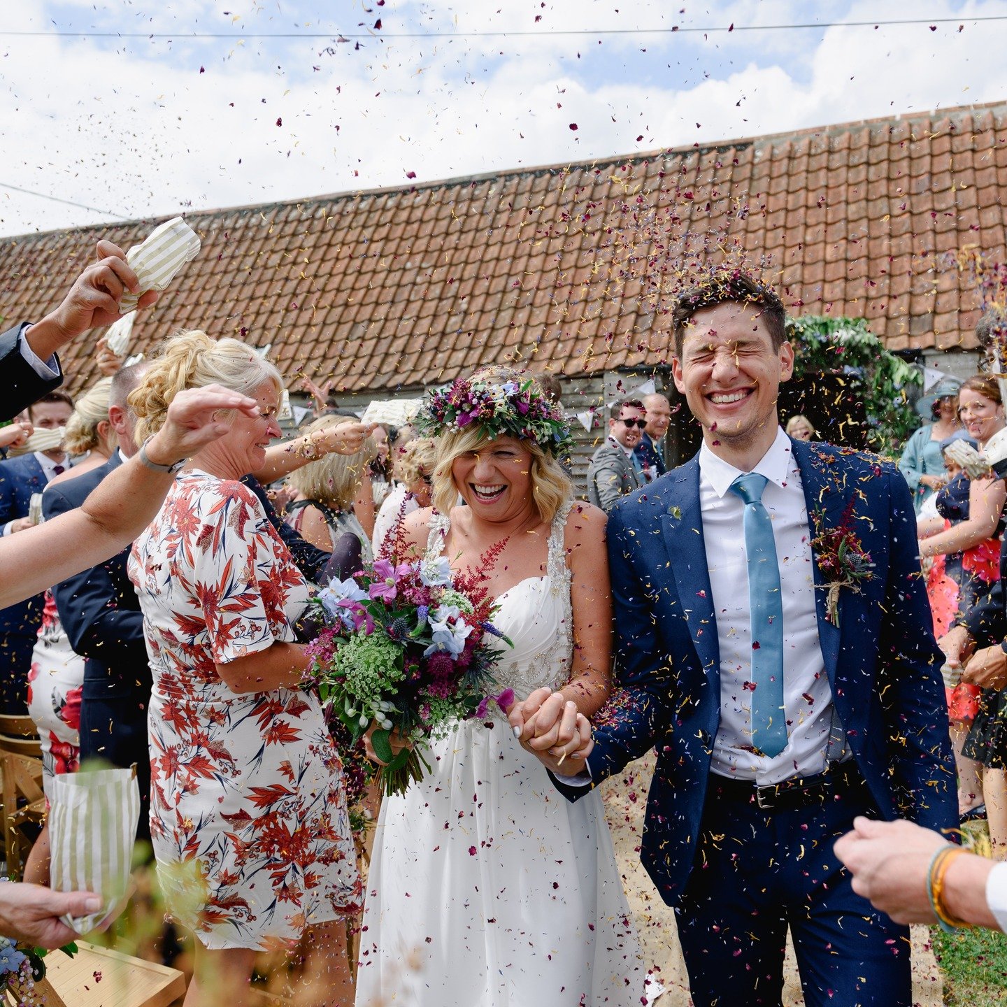 Becky and Phil held their celebrations at Court Farm Barn in the Somerset countryside on the outskirts of Frome. 

The grounds of this ancient farmhouse were the perfect location for their celebrations. Their day included Indian Street food, garden g