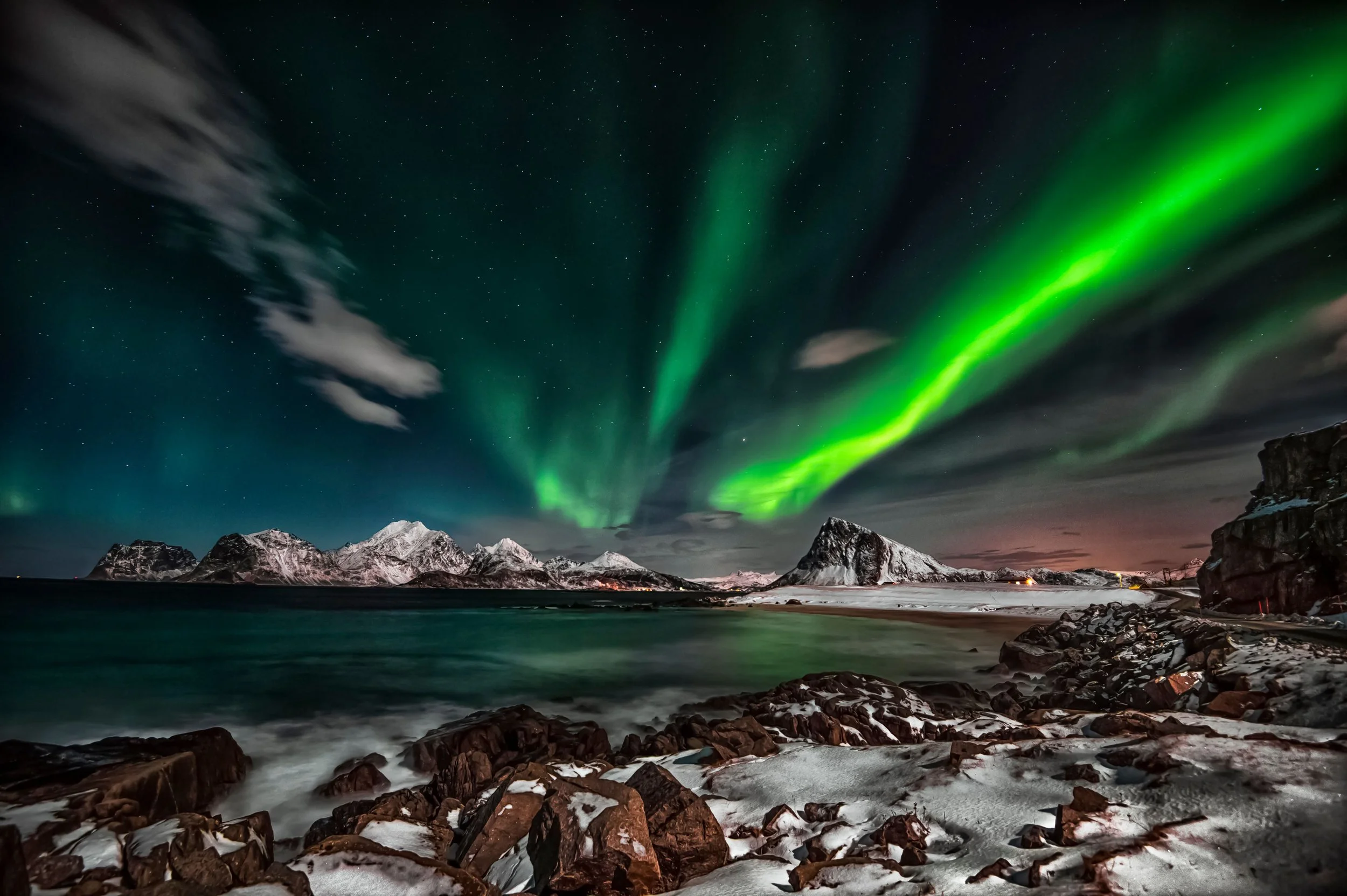 View the northern lights in Norway via cruise ship