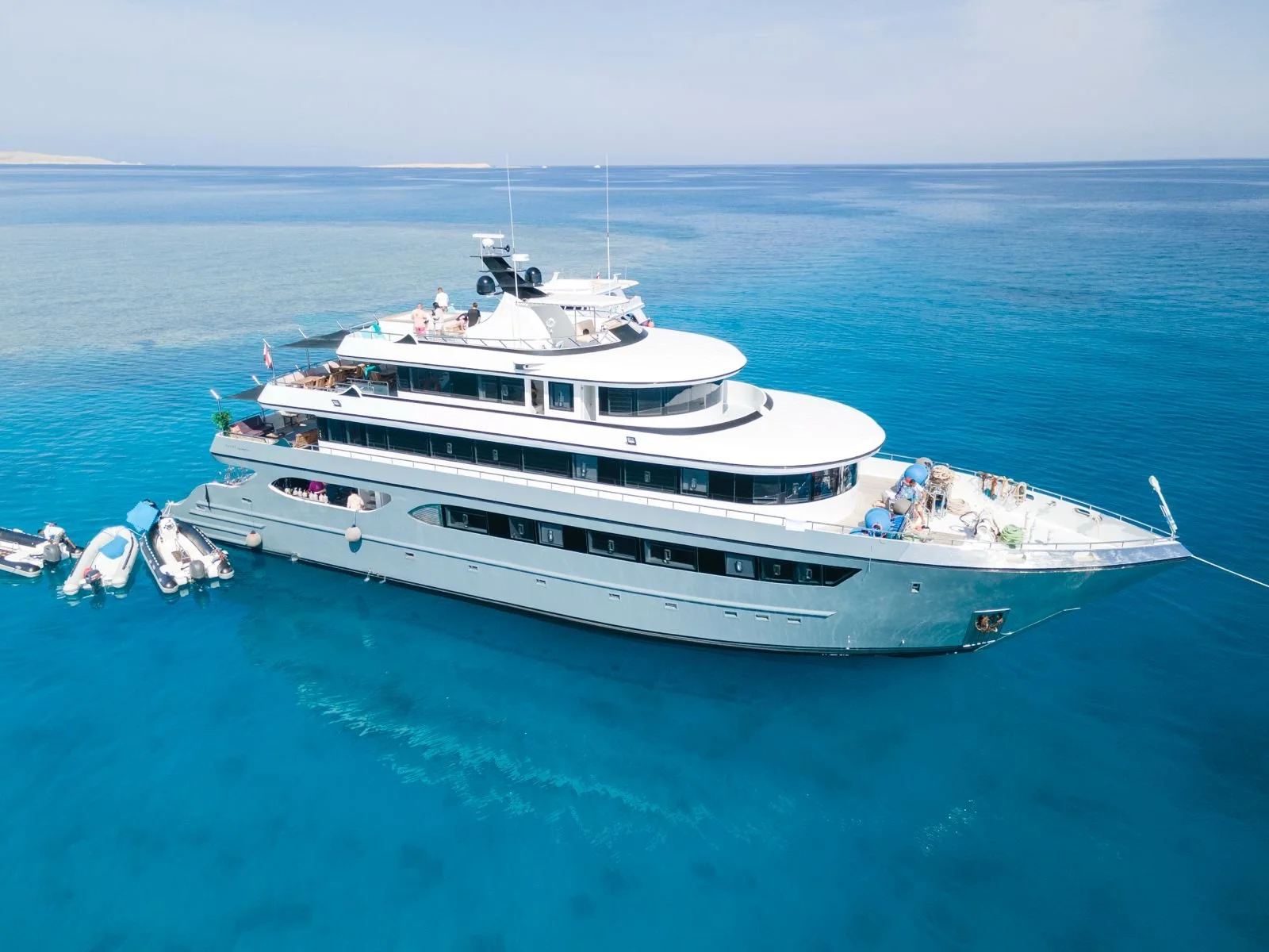 Kite Safari Majestic Boat