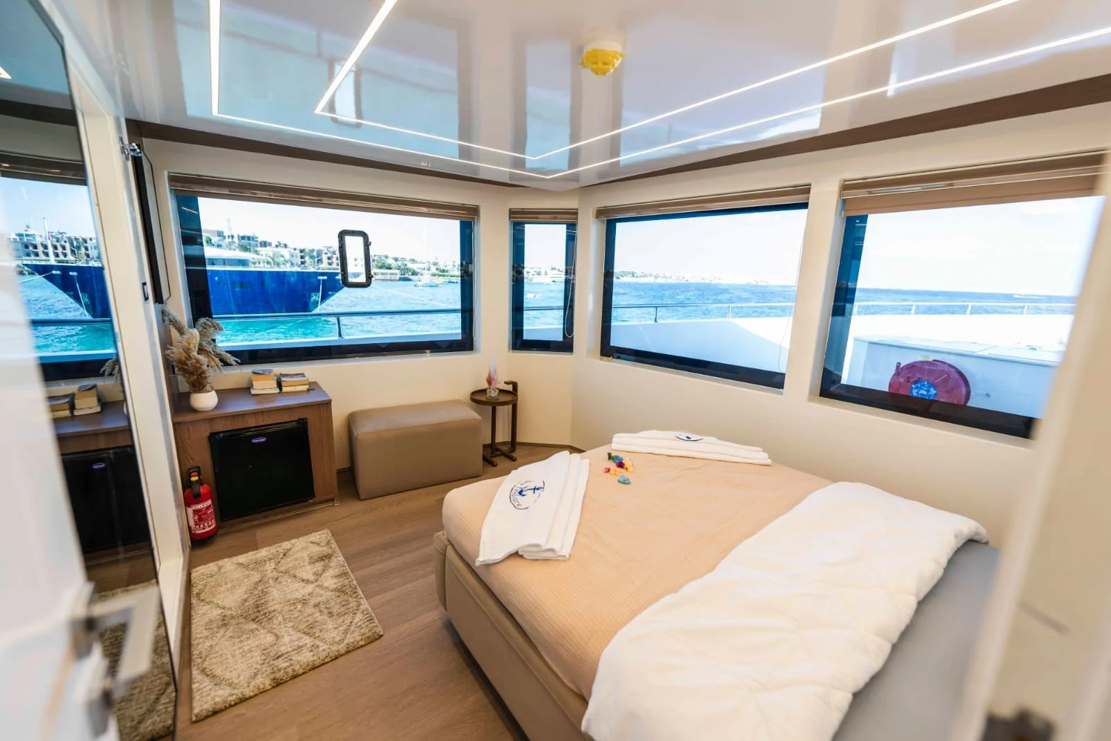 Kite Safari Sea Treasure Boat Double Bedroom