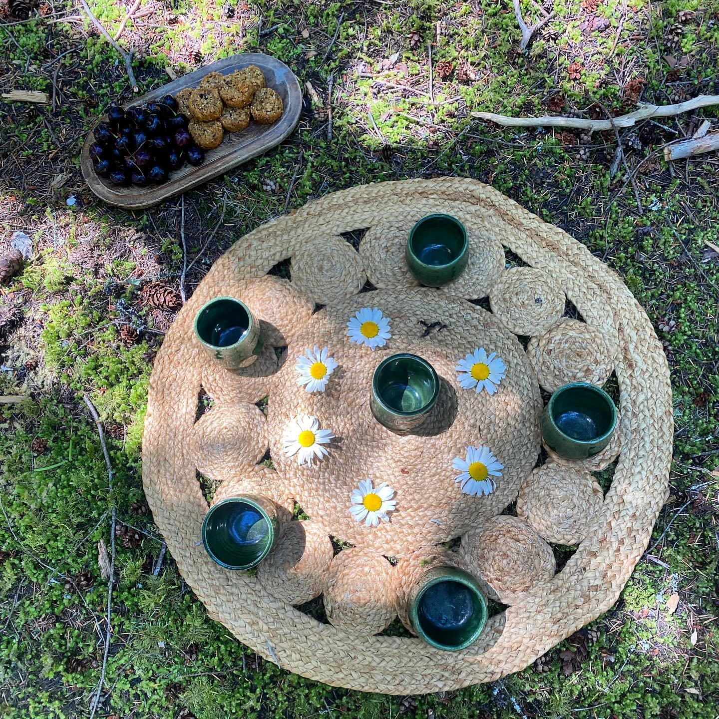 There&rsquo;s something truly magical about the way the tea ceremony wraps up a forest bathing session.

Any ritual must have a beginning, a middle, and and an end. 

Without a clear end, we can feel incomplete and  unable to transition from the limi