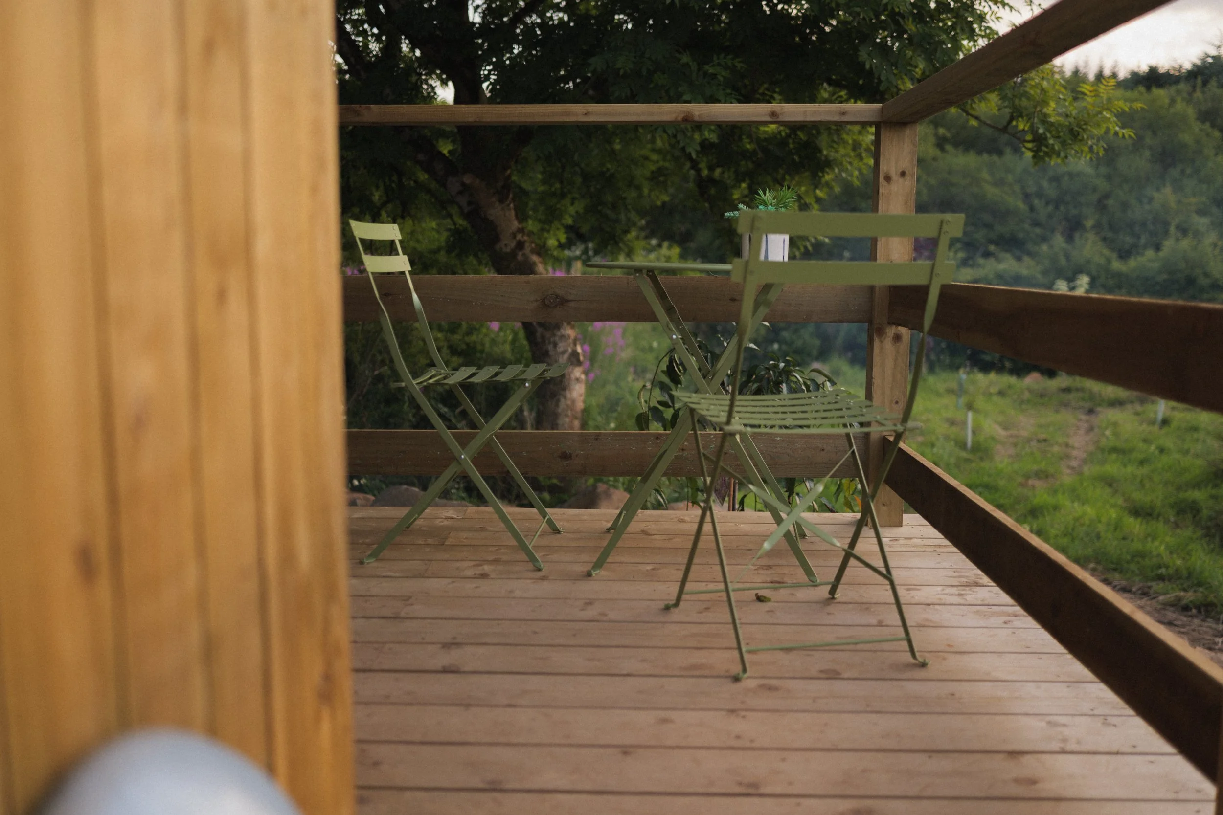 19- bistro table .jpg