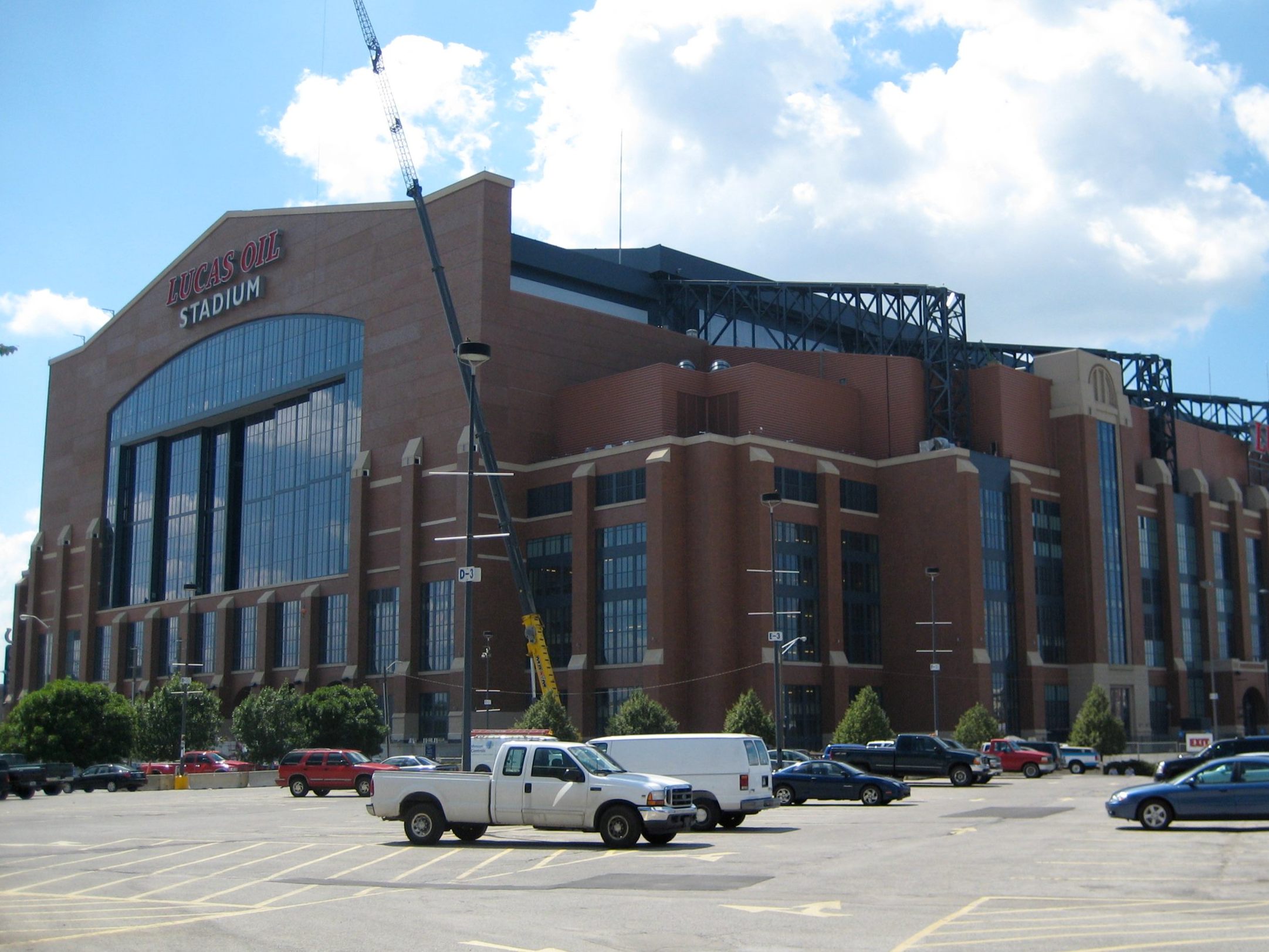 Lucas Oil Stadium.png