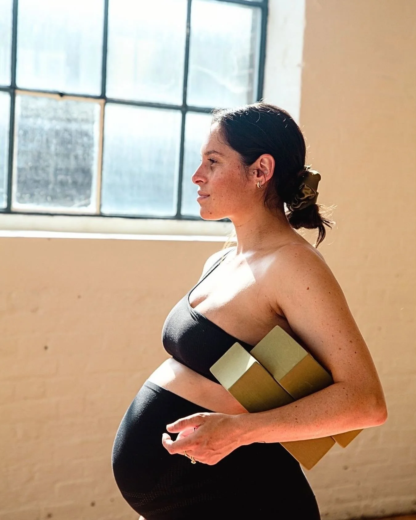 💕Are you pregnant?
⠀⠀⠀⠀⠀⠀⠀⠀⠀
Craving a strengthening yoga flow class, a guided stretch or a circle with other mums to be? 
⠀⠀⠀⠀⠀⠀⠀⠀⠀
Or maybe you used to practise yoga before but now find classes unsuitable? 
⠀⠀⠀⠀⠀⠀⠀⠀⠀
If so, look no further than ou