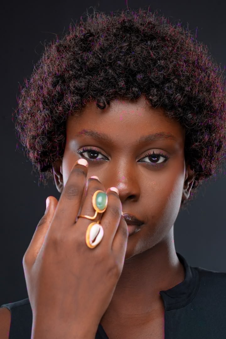Aline Ring (1).jpg