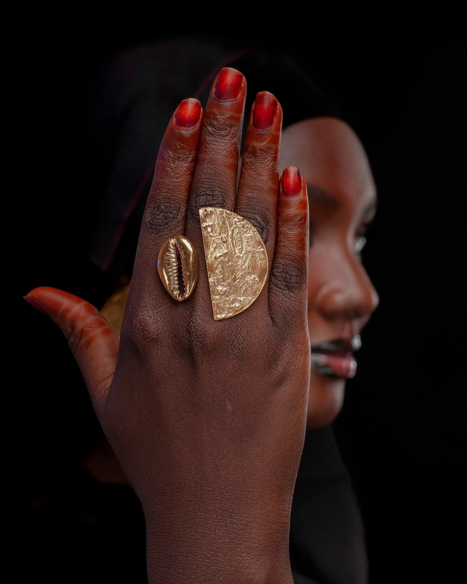 Eva Ring