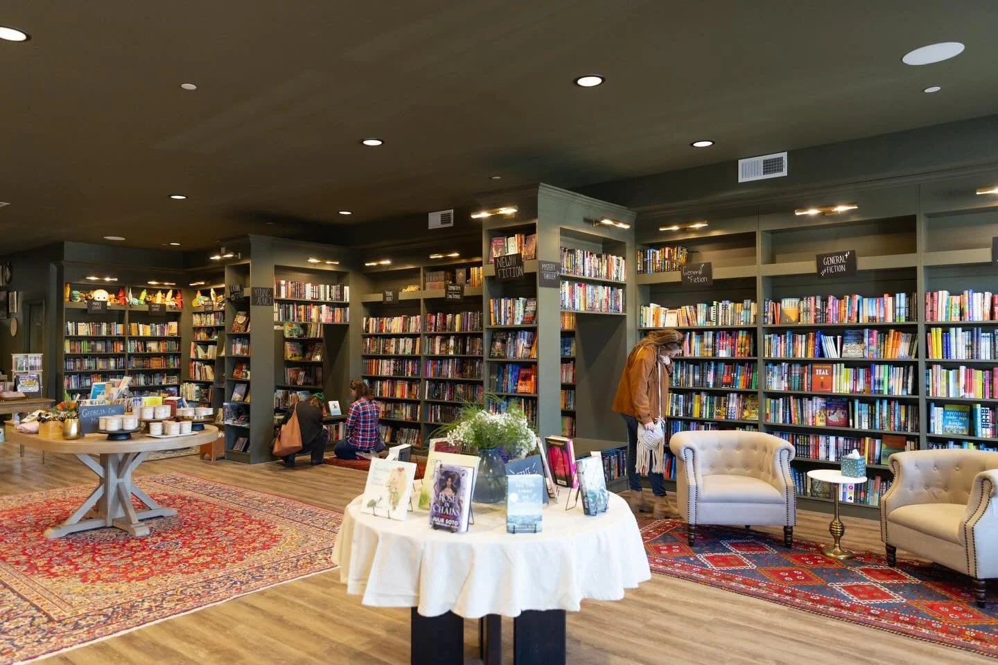 It&rsquo;s chilly outside, but at Prelude we have comfy chairs and cozy books to help keep you warm (plus our heat is running 😉)! 

#prelude #preludebookstore #dunwoody #dunwoodyga #atlanta #bookstore #indie