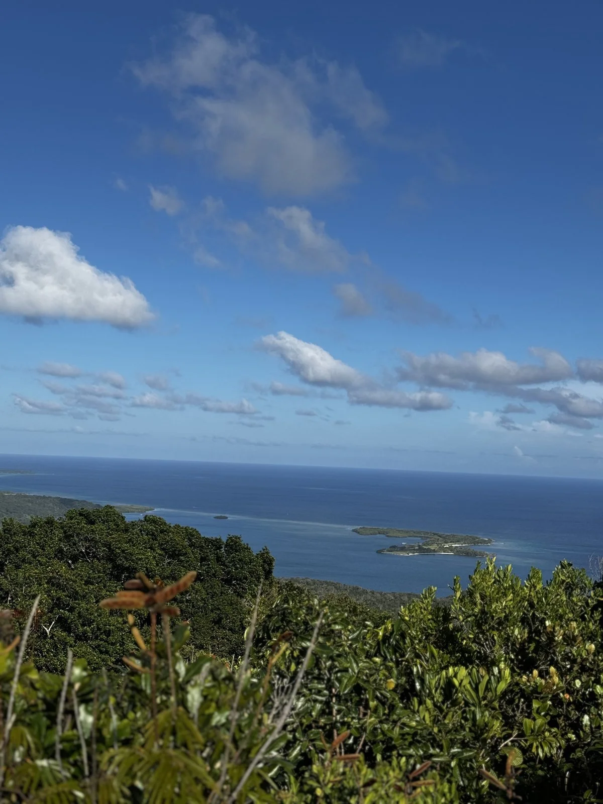 05_sea-view-from-ridge-roatan.jpg