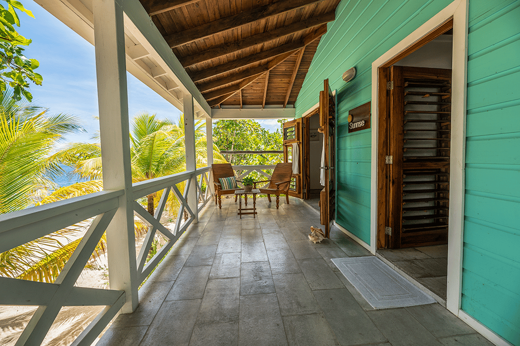 Camp-Bay-Lodge_49-Edit (1).png