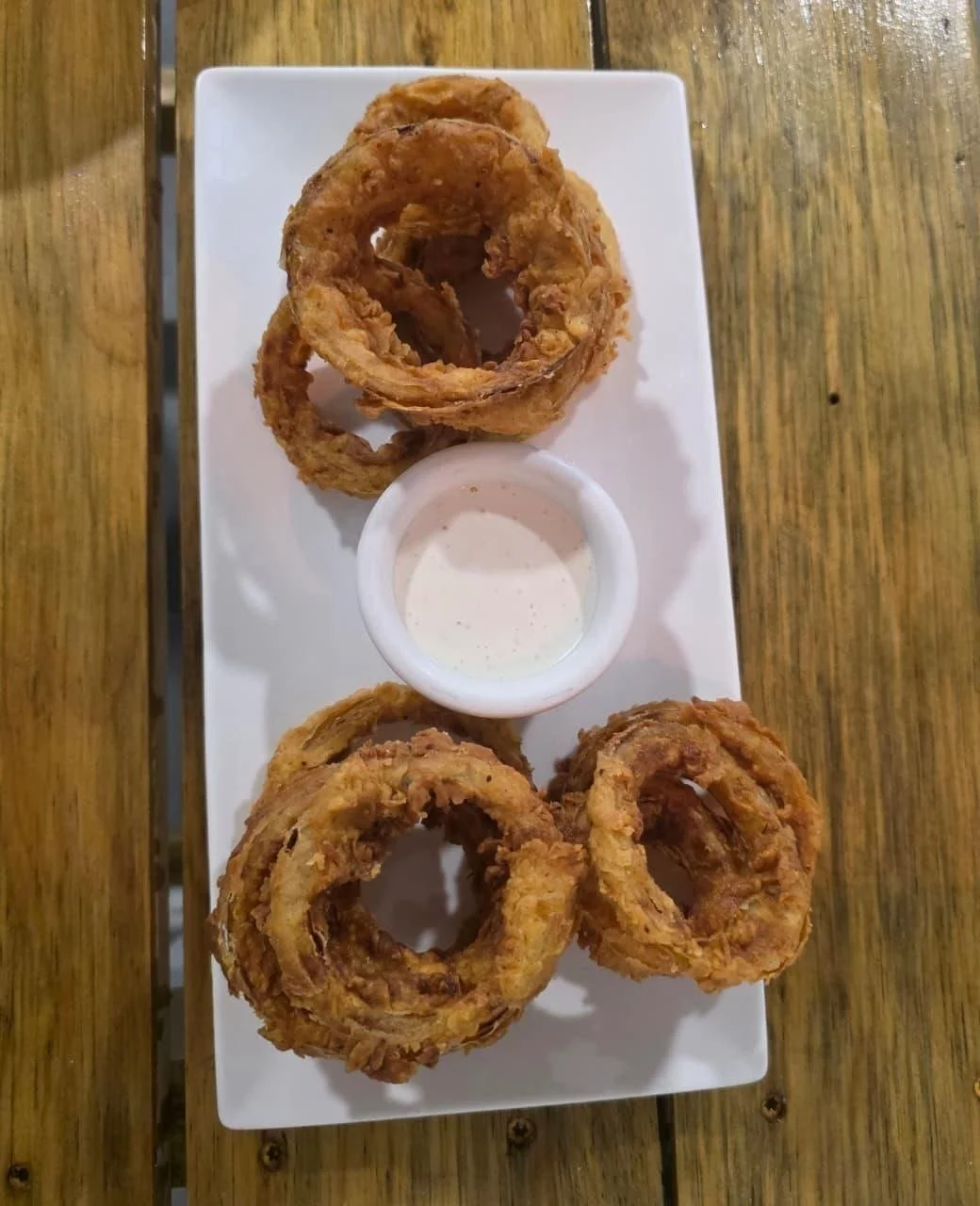22_onion-rings-camp-bay-roatan.jpg